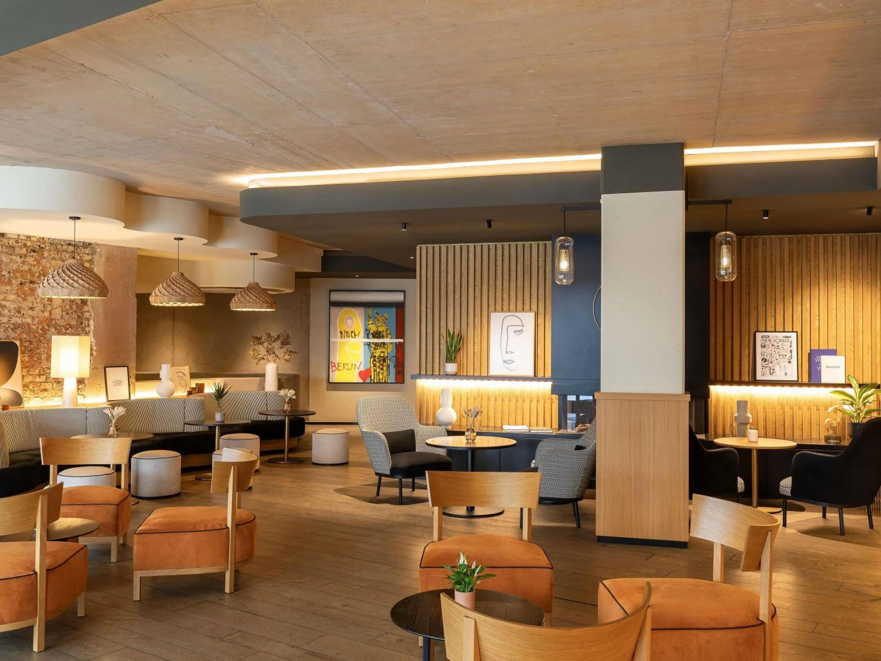 Lounge or bar in Mercure Luxembourg Off Kirchberg