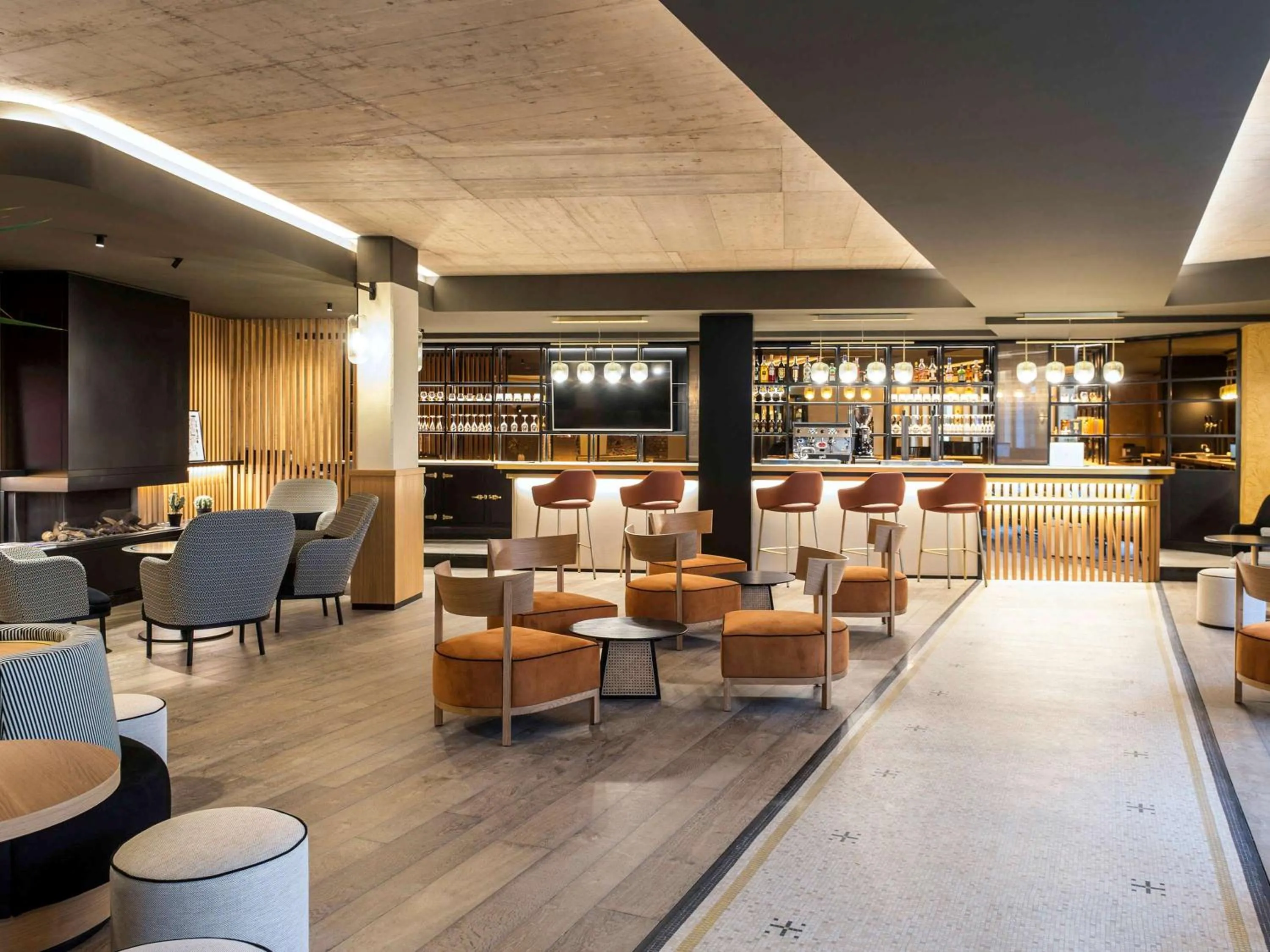 Lounge or bar in Mercure Luxembourg Off Kirchberg