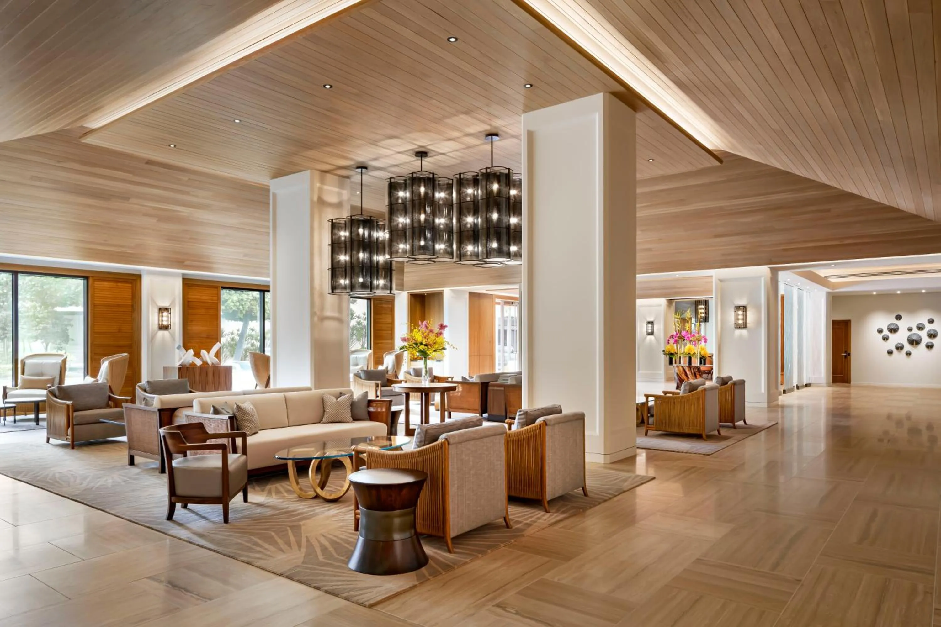 Lobby or reception in Halepuna Waikiki by Halekulani - NO RESORT FEE