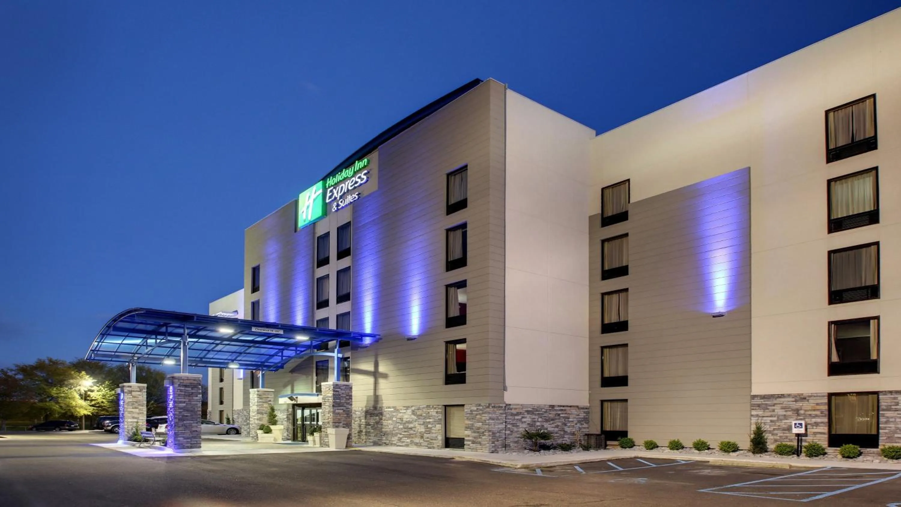Property building in Holiday Inn Express & Suites Jackson Downtown - Coliseum by IHG