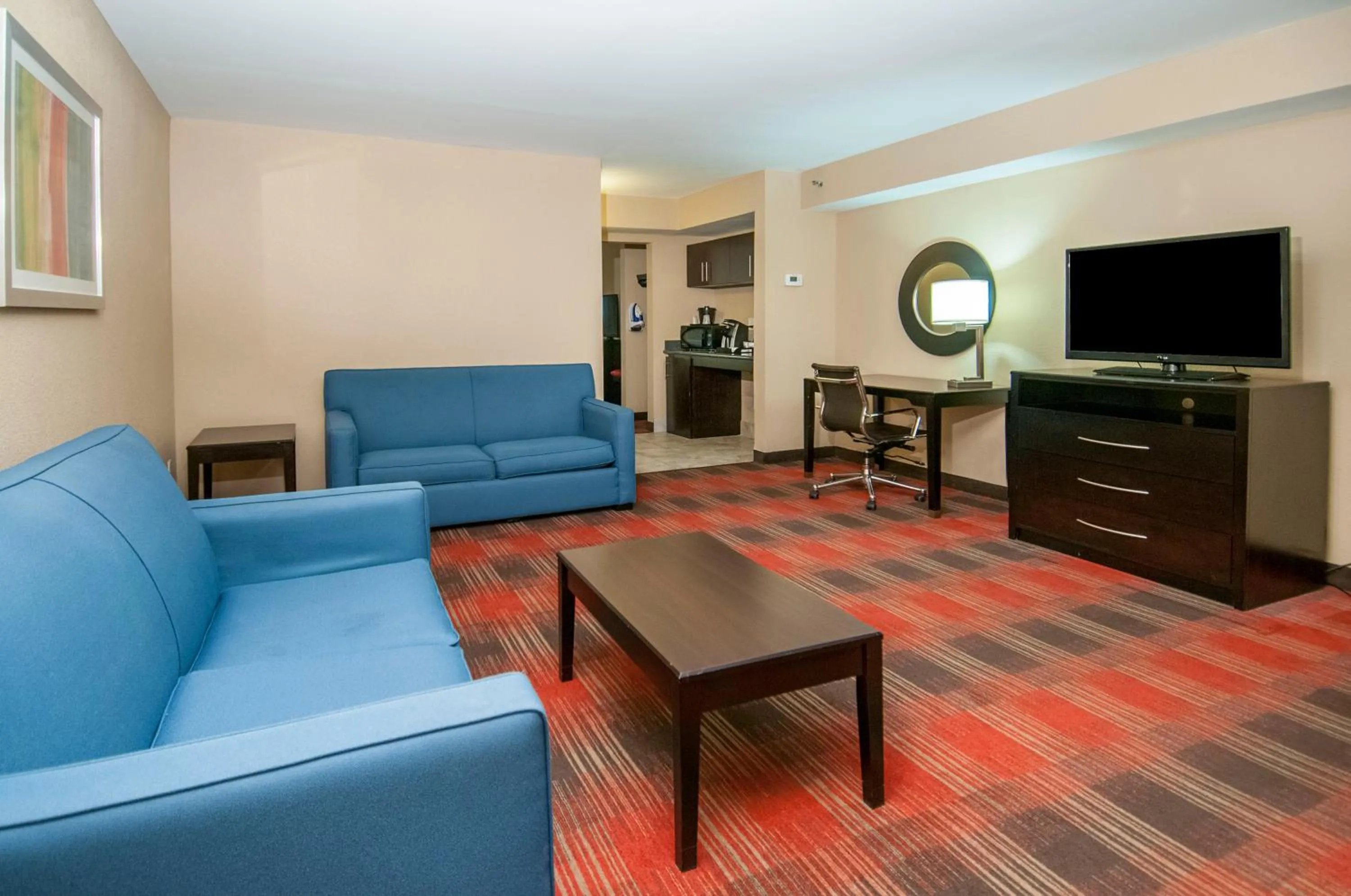 Seating area in Holiday Inn Express & Suites Jackson Downtown - Coliseum by IHG