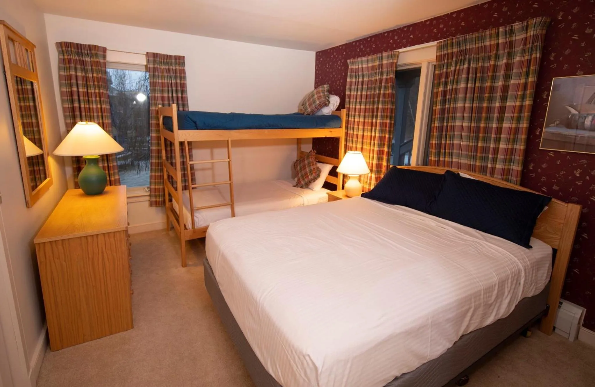 Photo of the whole room, Bed in Solitude Village at Okemo