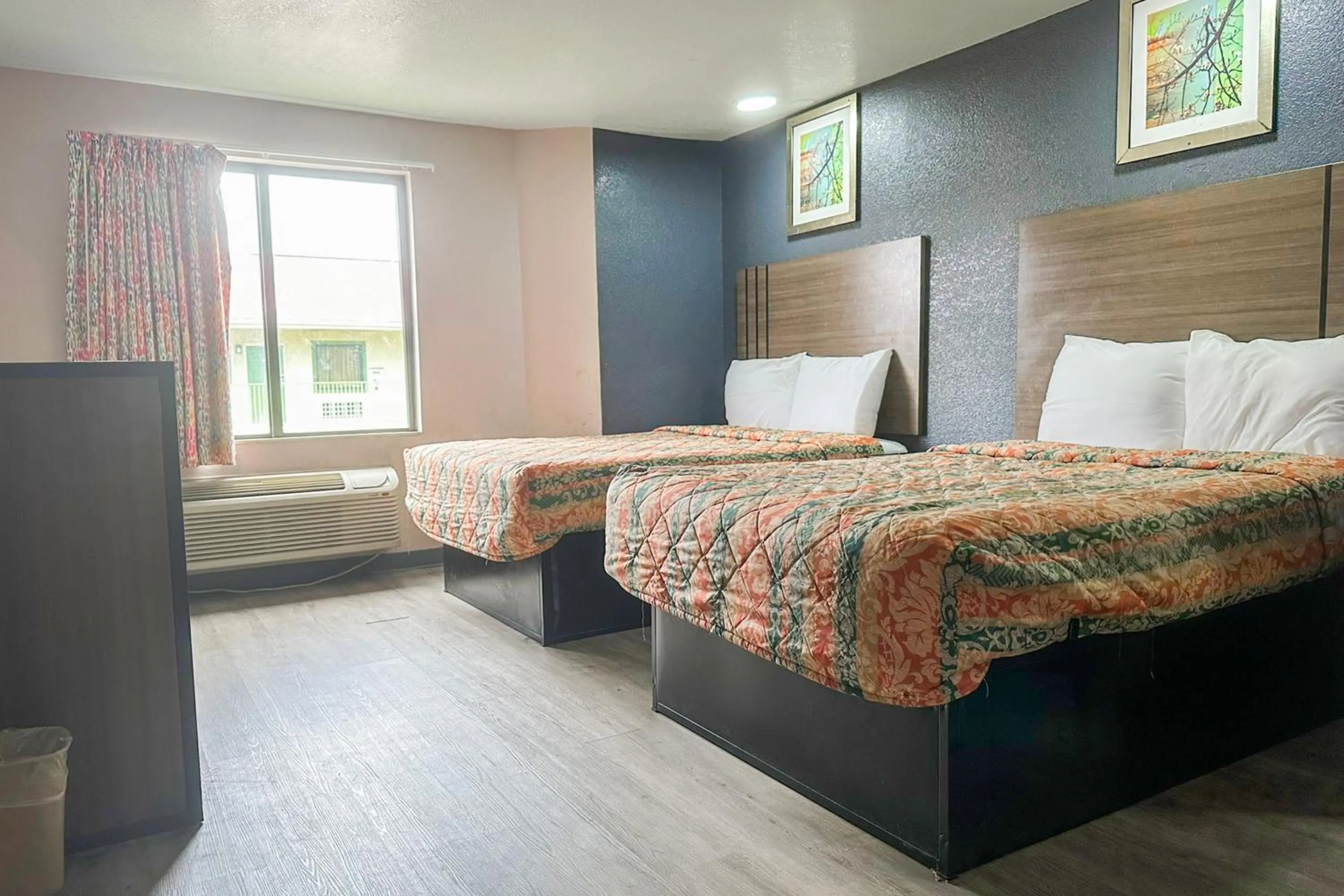 Bedroom, Bed in Relax Inn By Oyo Jackson MS Hwy 80 I-20