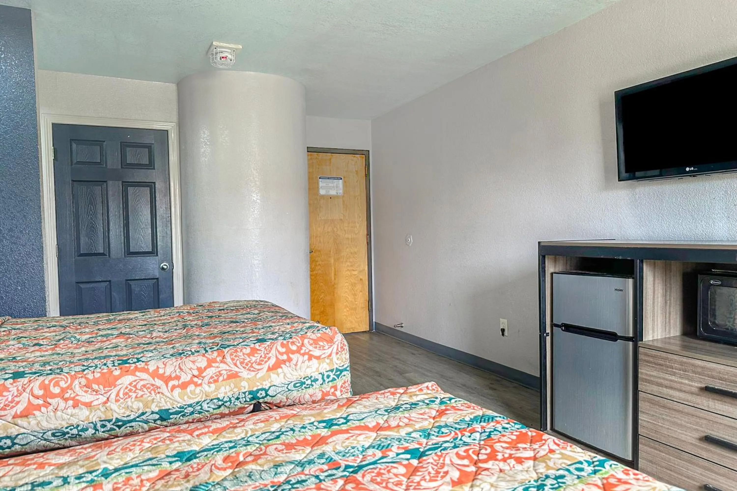 Bedroom, Bed in Relax Inn By Oyo Jackson MS Hwy 80 I-20