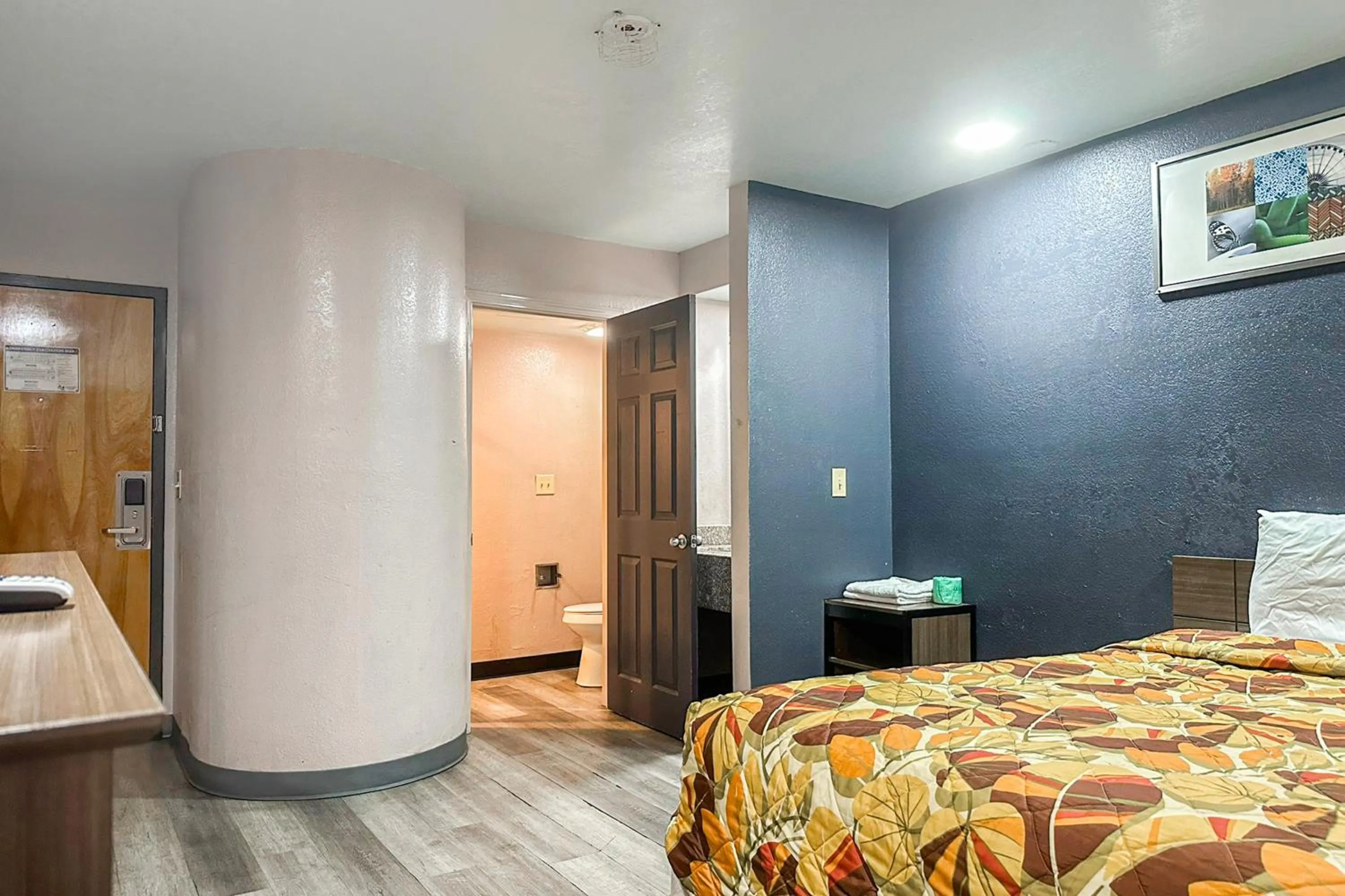 Bedroom, Bed in Relax Inn By Oyo Jackson MS Hwy 80 I-20