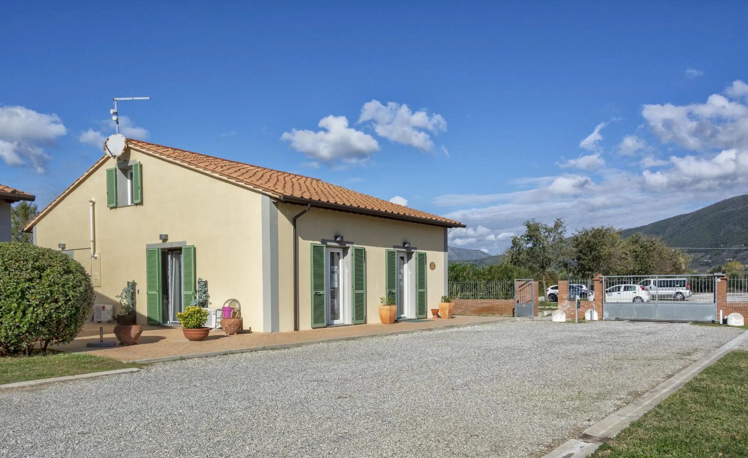 Facade/entrance in Eden Park Resort