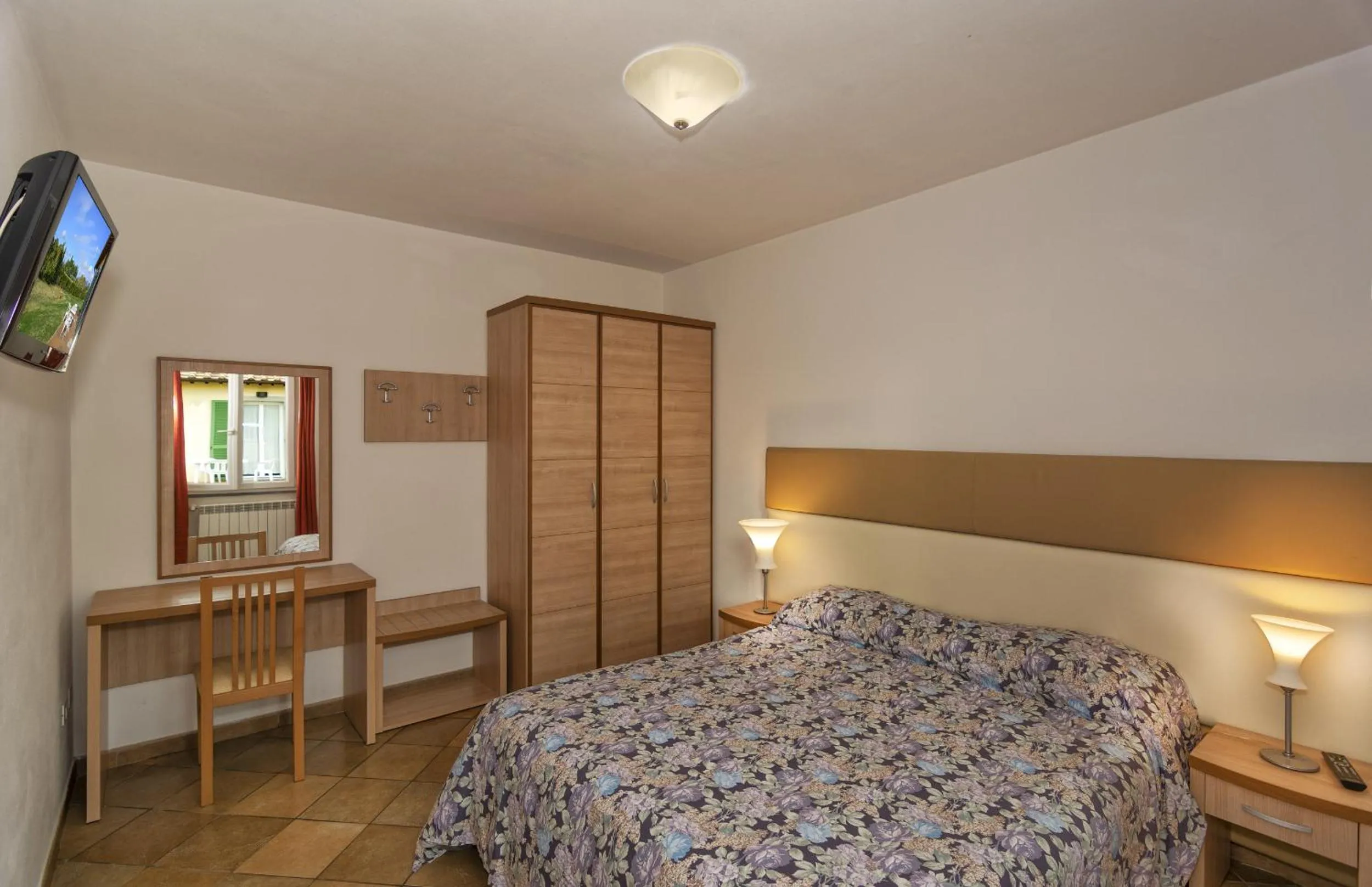 Bedroom, Bed in Eden Park Resort