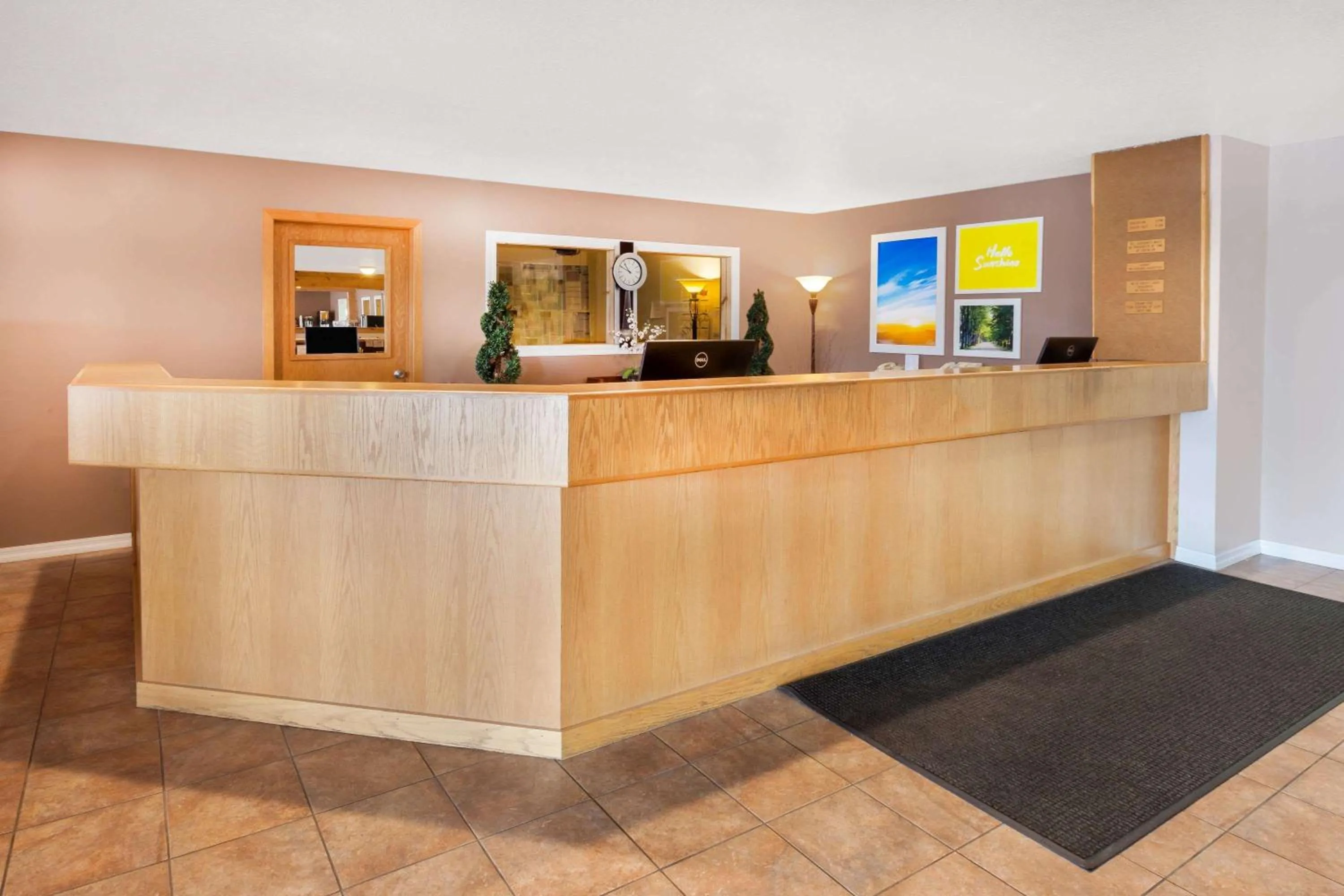 Lobby or reception in Baymont by Wyndham Manistee