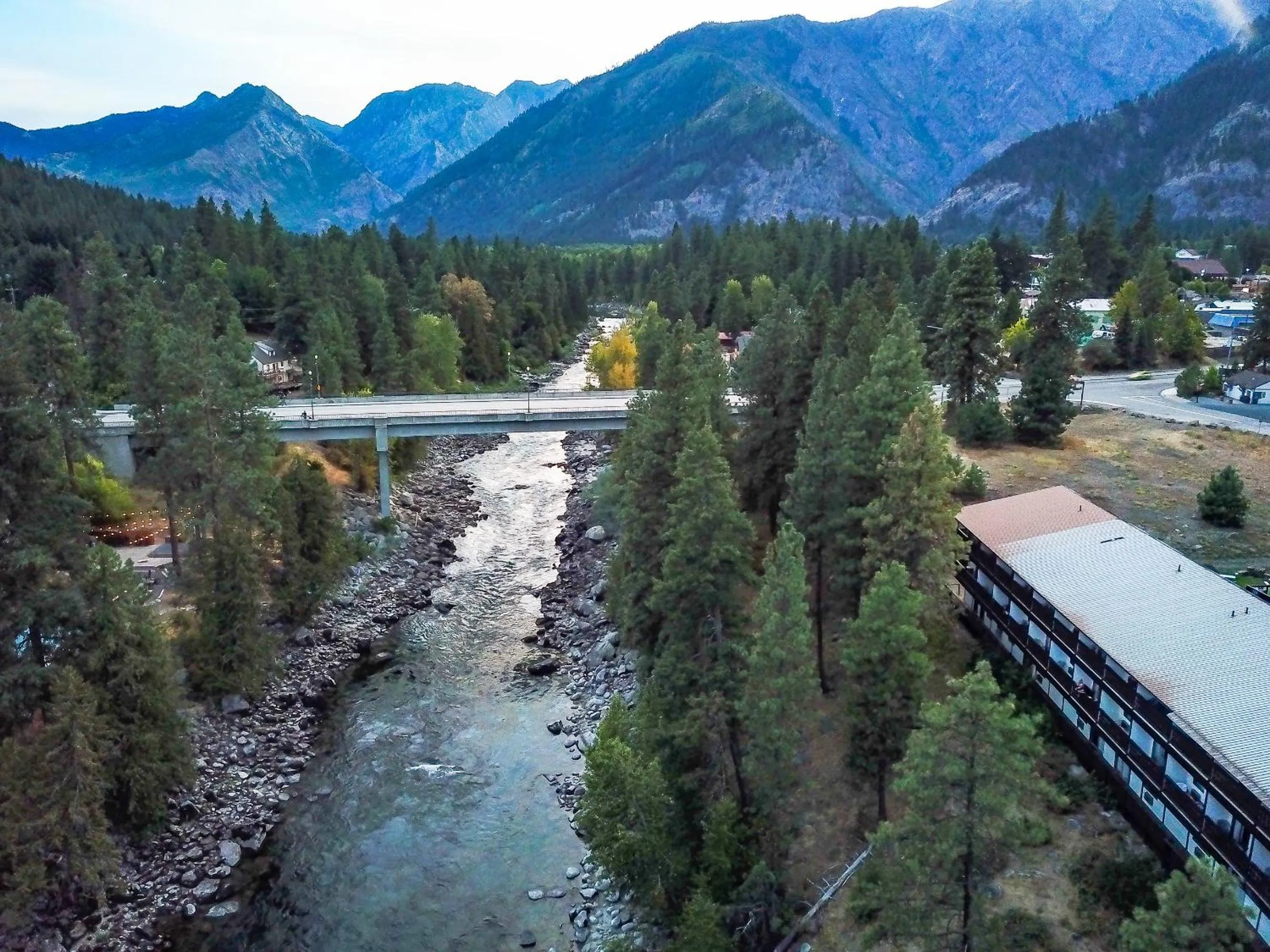 Bird's eye view in Alpine Rivers Inn