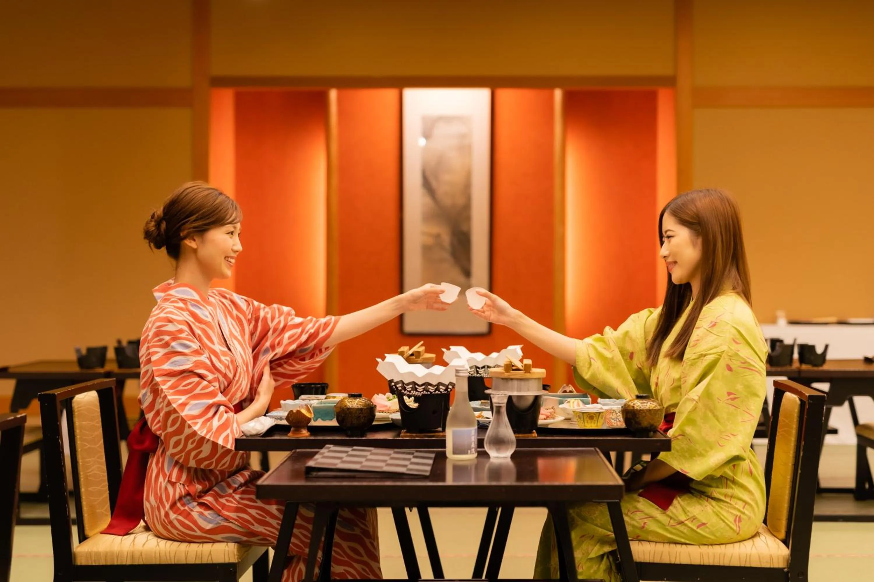 Restaurant/places to eat in Hotel Hoho "A hotel overlooking the Echigo Plain and the Yahiko mountain range" formerly Hotel Oohashi Yakata-no-Yu