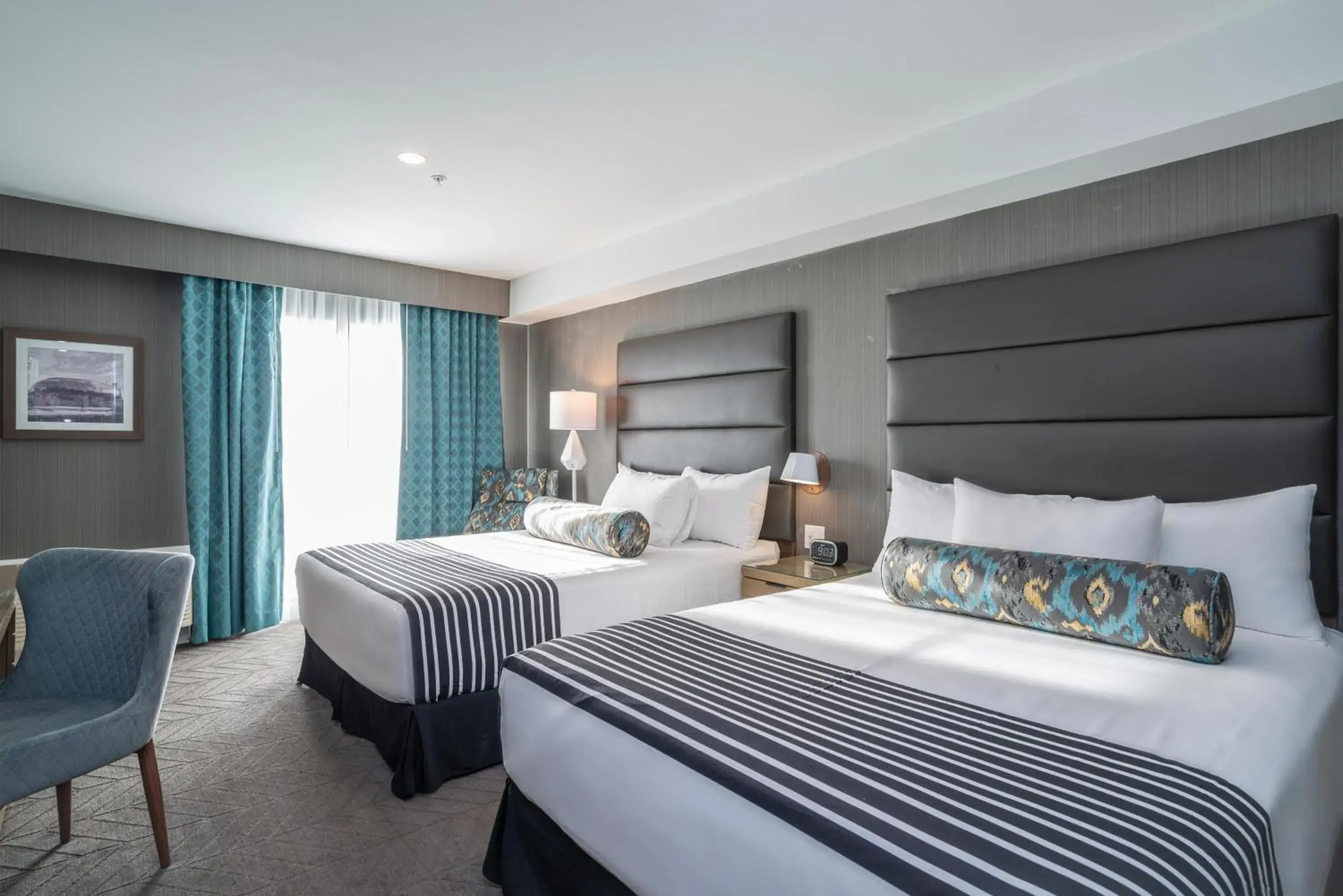 Standard Room, 2 Queen Beds in Sandman Signature Ottawa Airport Hotel Standard Room, 2 Queen Beds in Sandman Signature Ottawa Airport Hotel