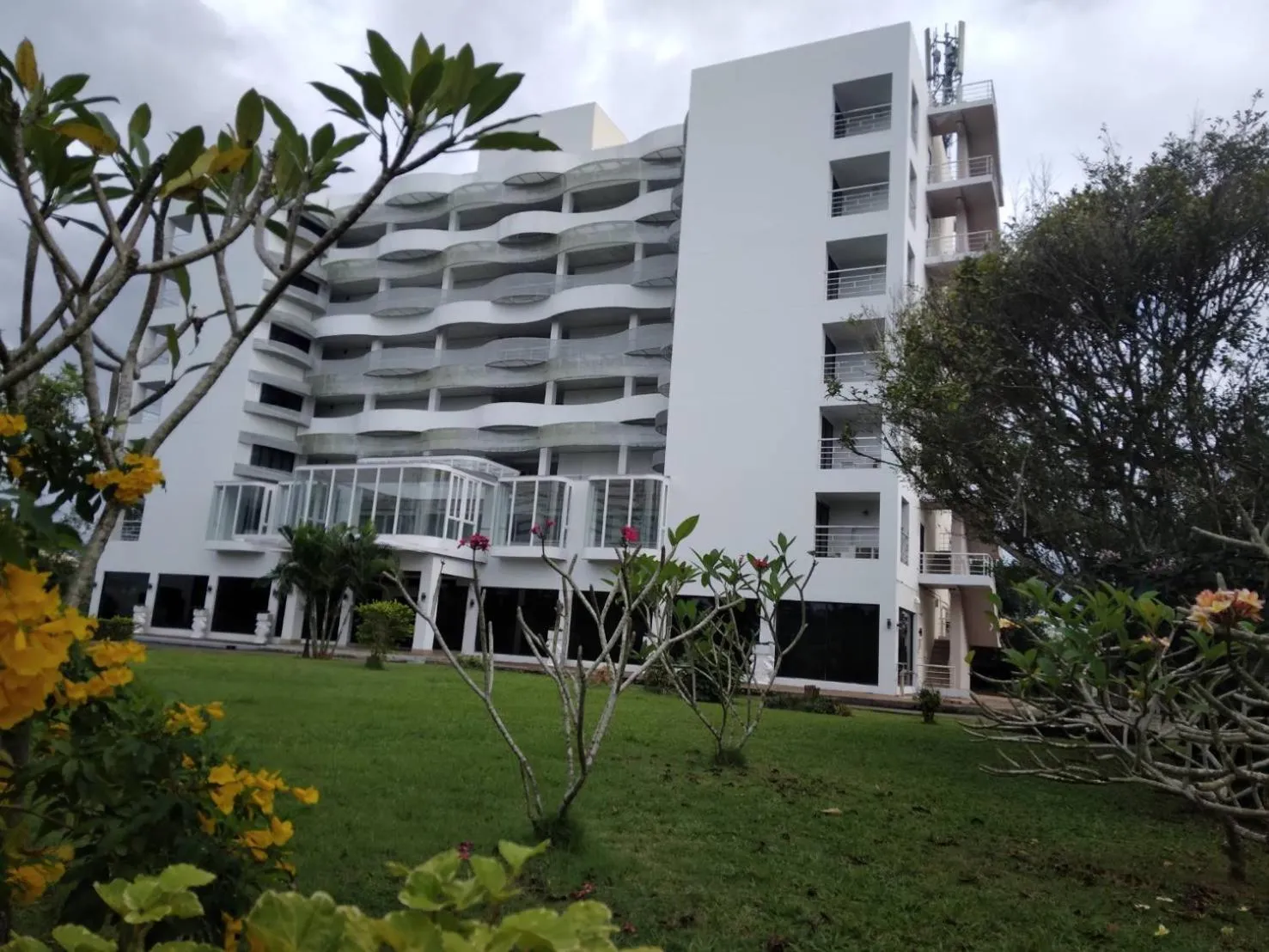 Property building in Rua Rasada Express