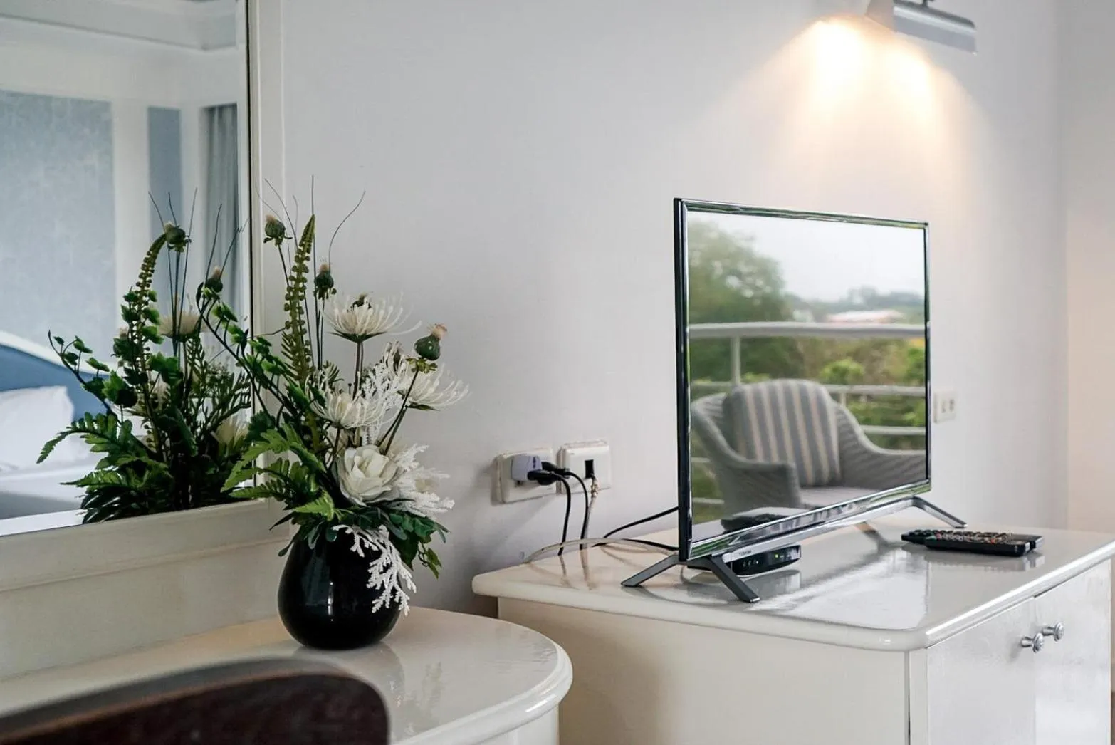 Decorative detail in Rua Rasada Express