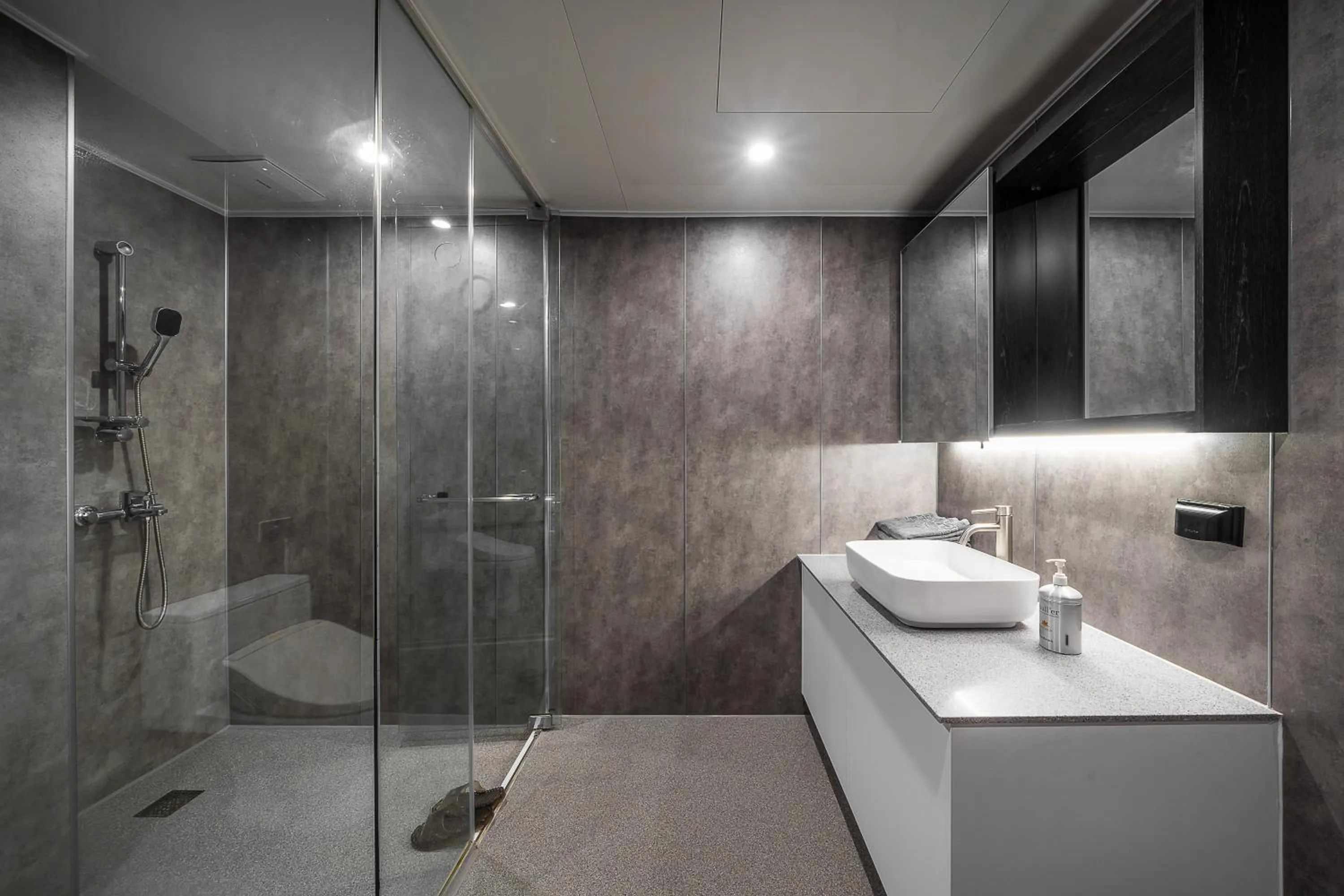 Toilet in Sun Cloud Hotel