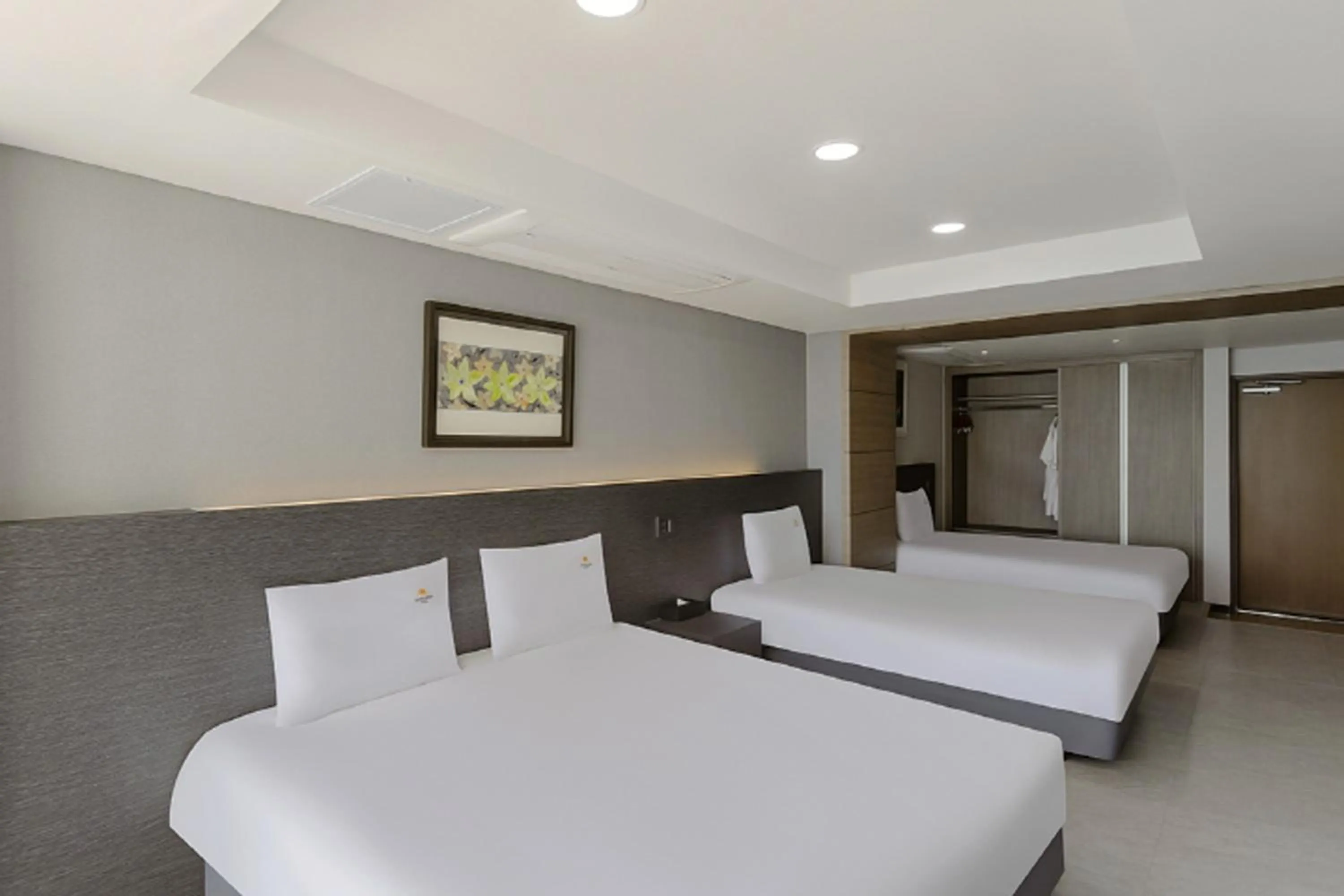 Bed in Sun Cloud Hotel