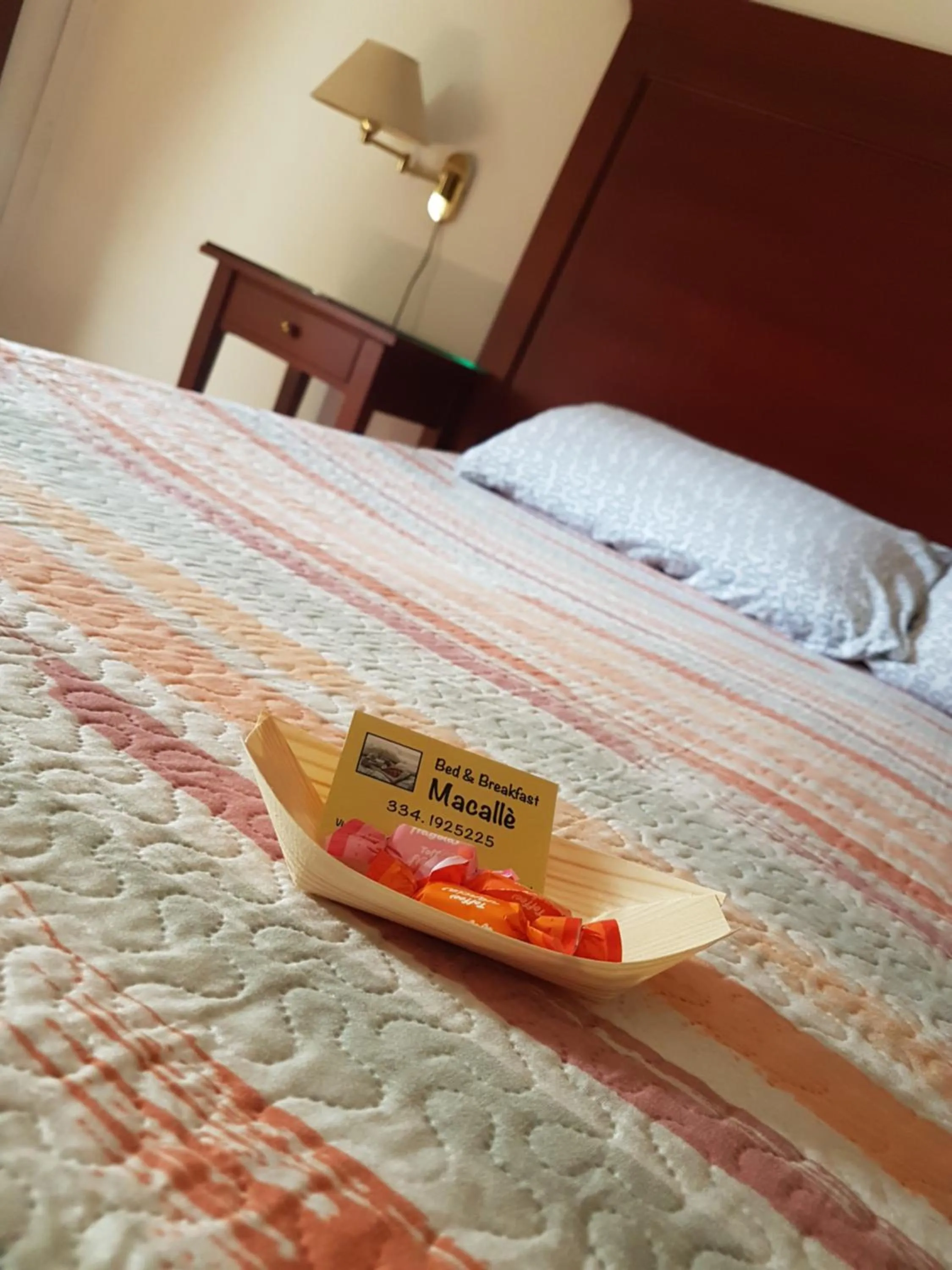 Bed in Bed & Breakfast Macallè