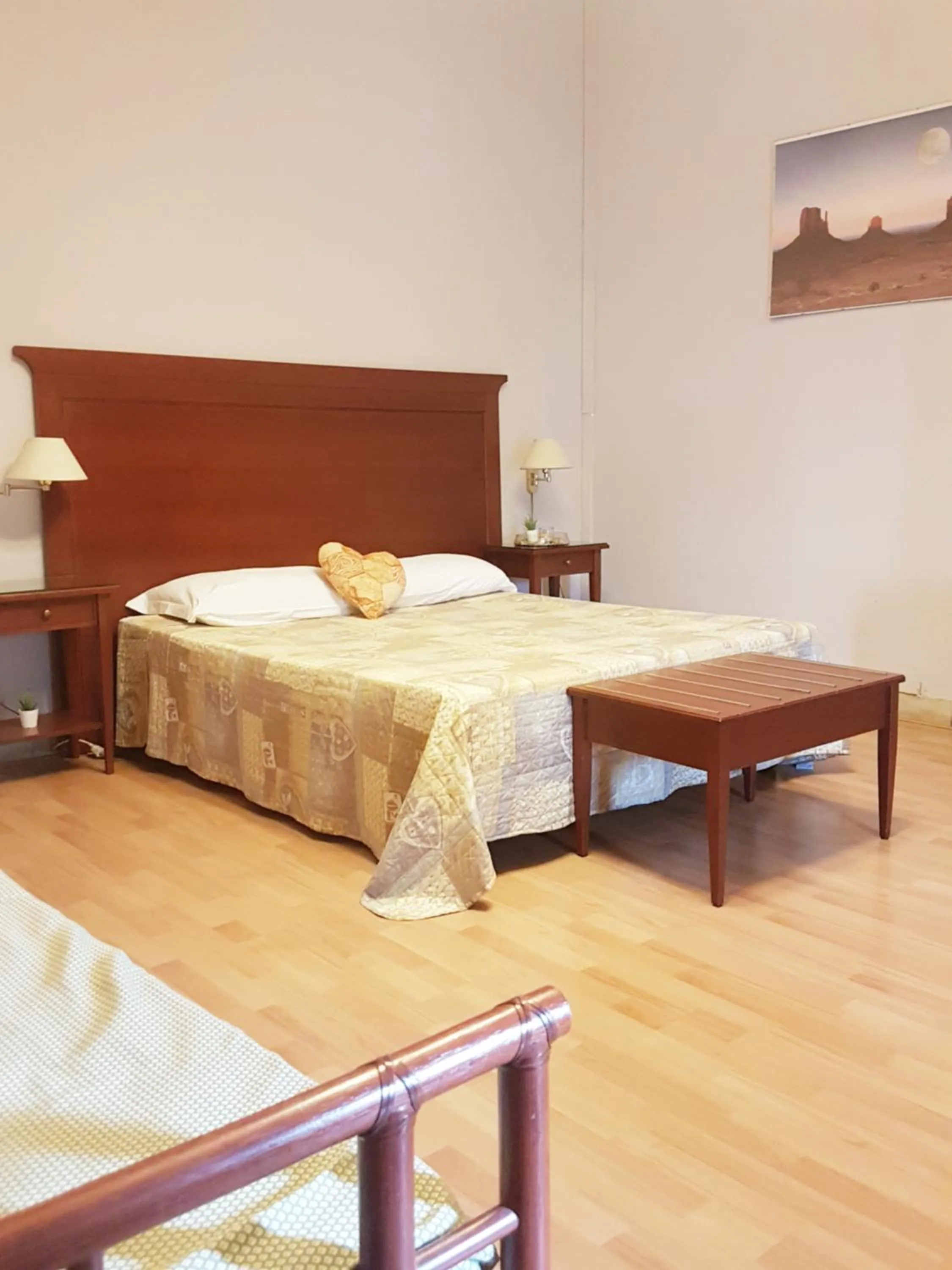 Bed in Bed & Breakfast Macallè