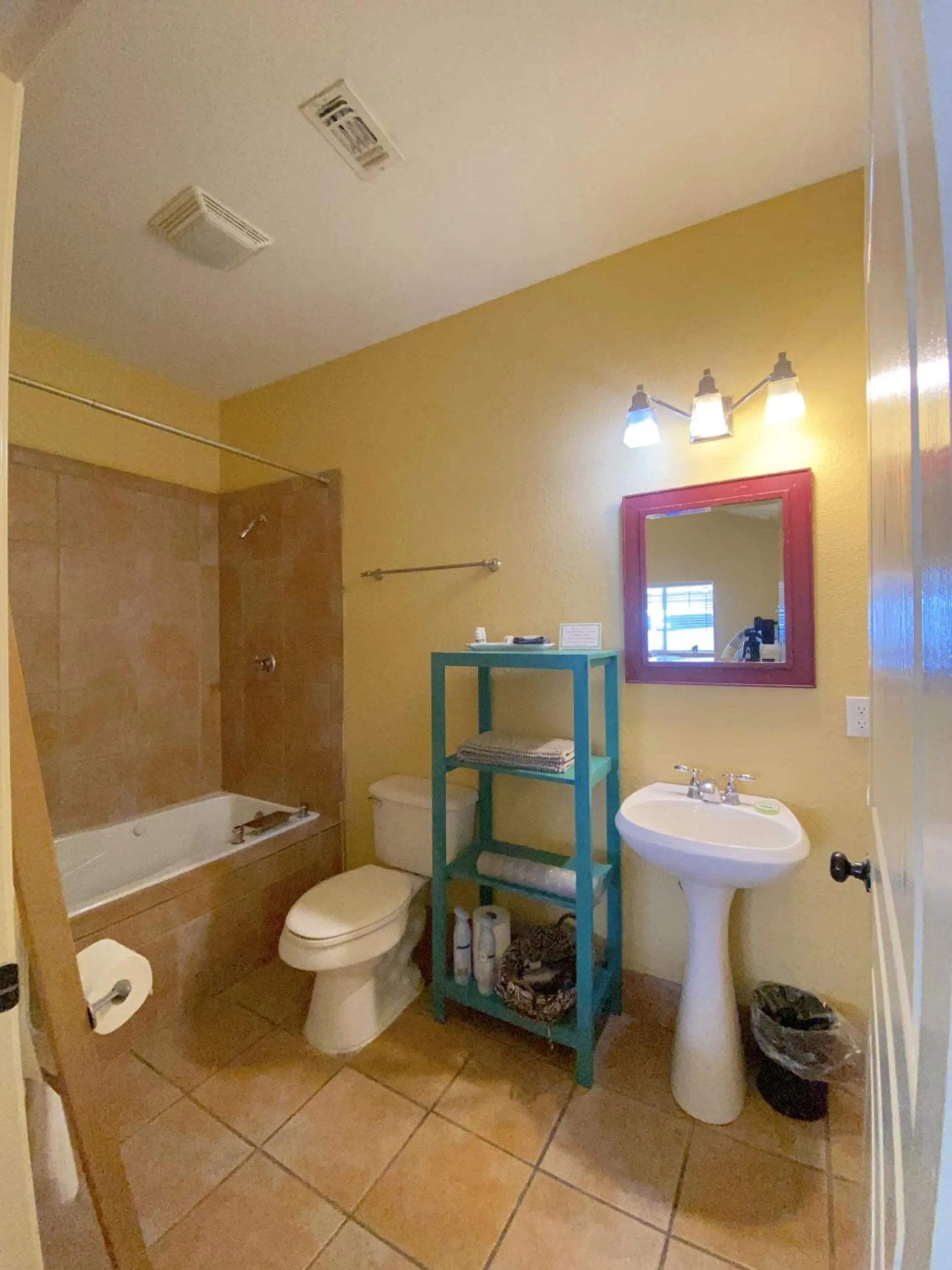 Bathroom in Comal Inn