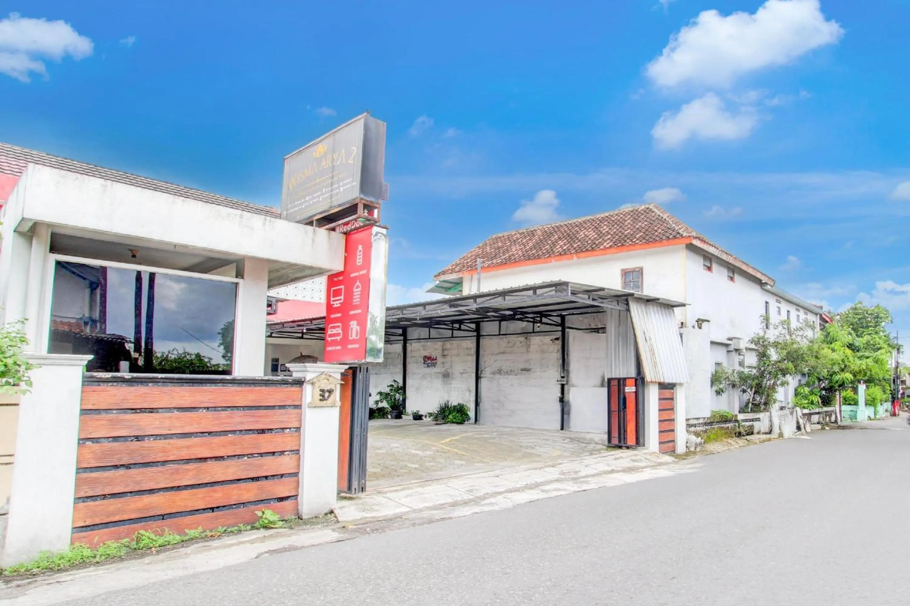 Neighbourhood in Hotel O Wisma Arya 2