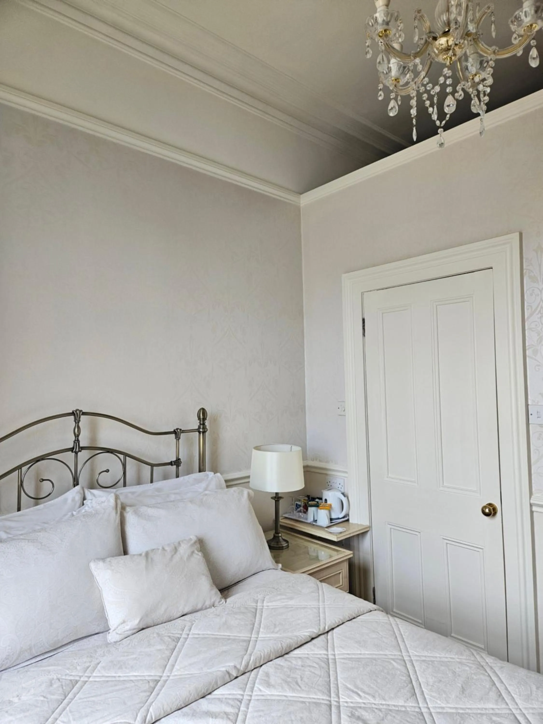 Bedroom, Bed in Highfield Guest House