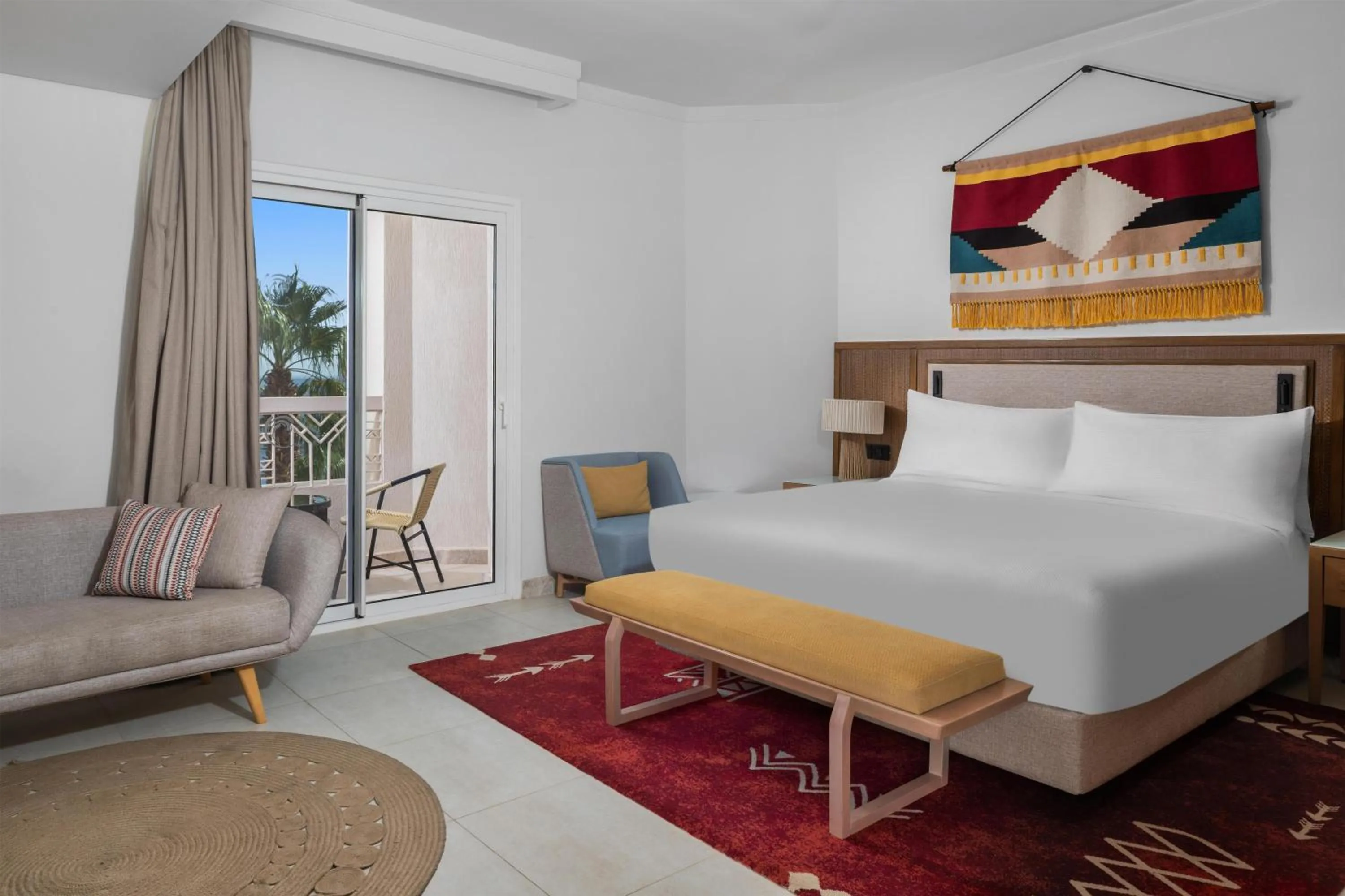 View (from property/room), Bed in DoubleTree by Hilton Sharks Bay Resort