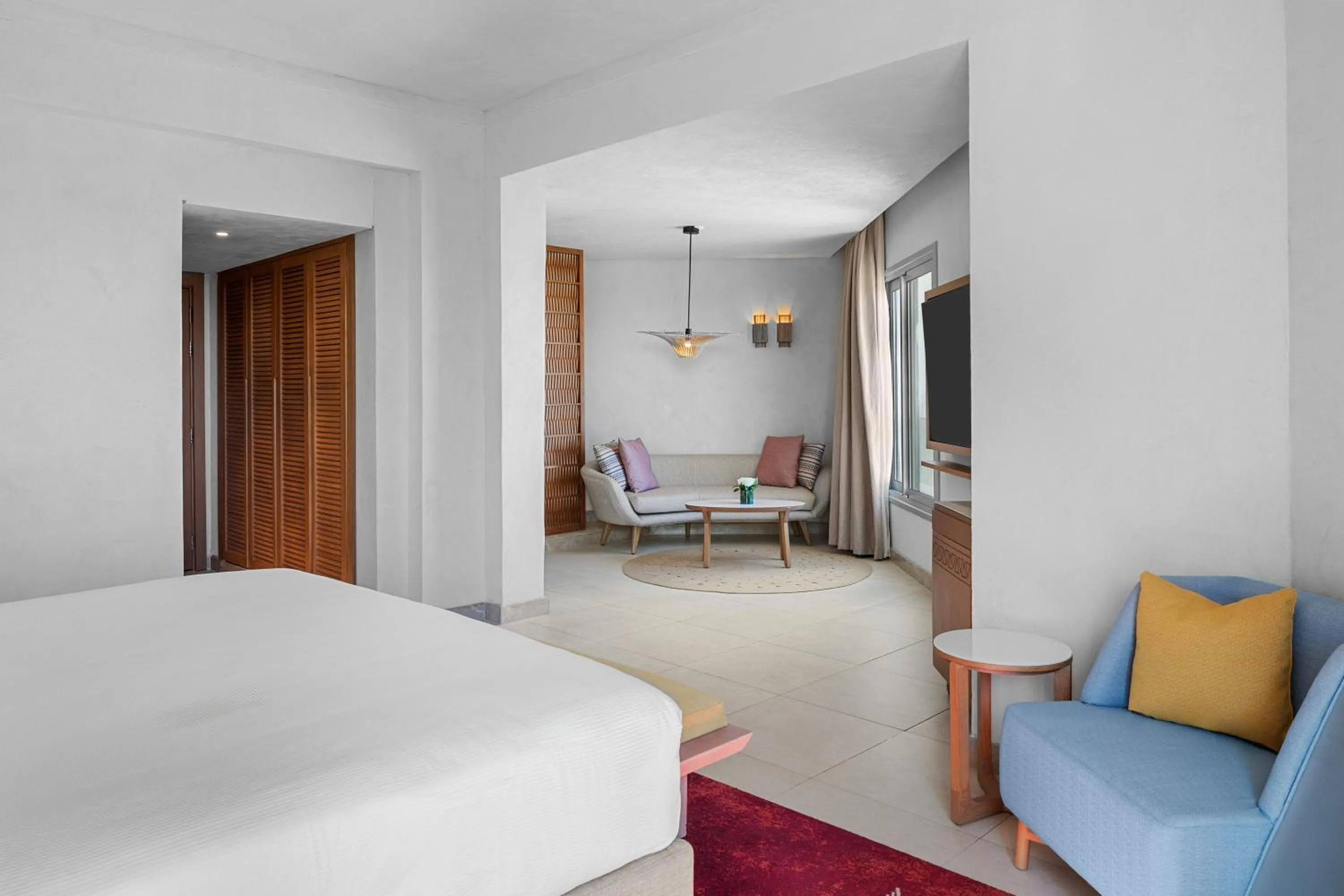 Bed in DoubleTree by Hilton Sharks Bay Resort