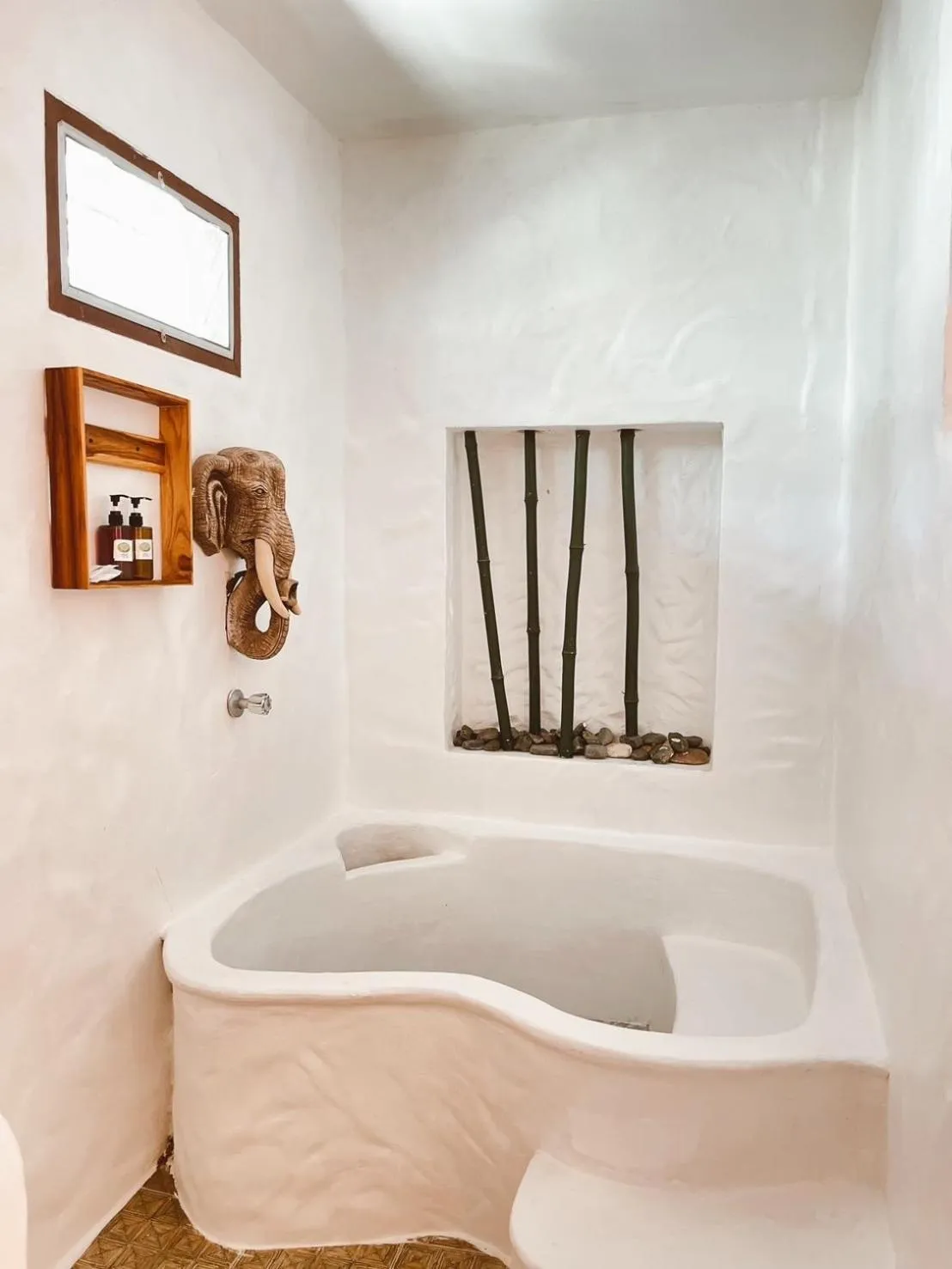 Bathroom in The Hub Erawan Resort