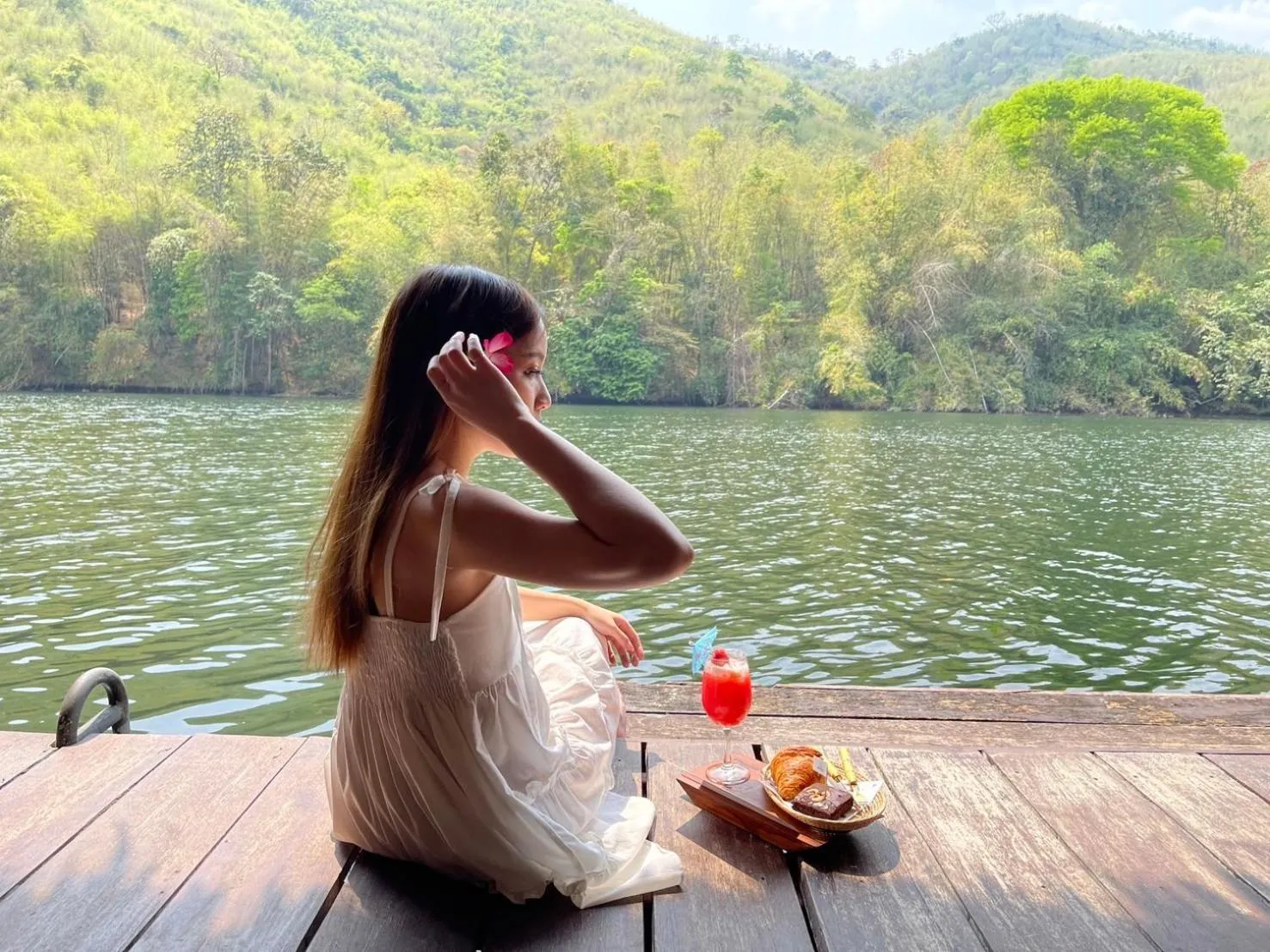 Day in The Hub Erawan Resort