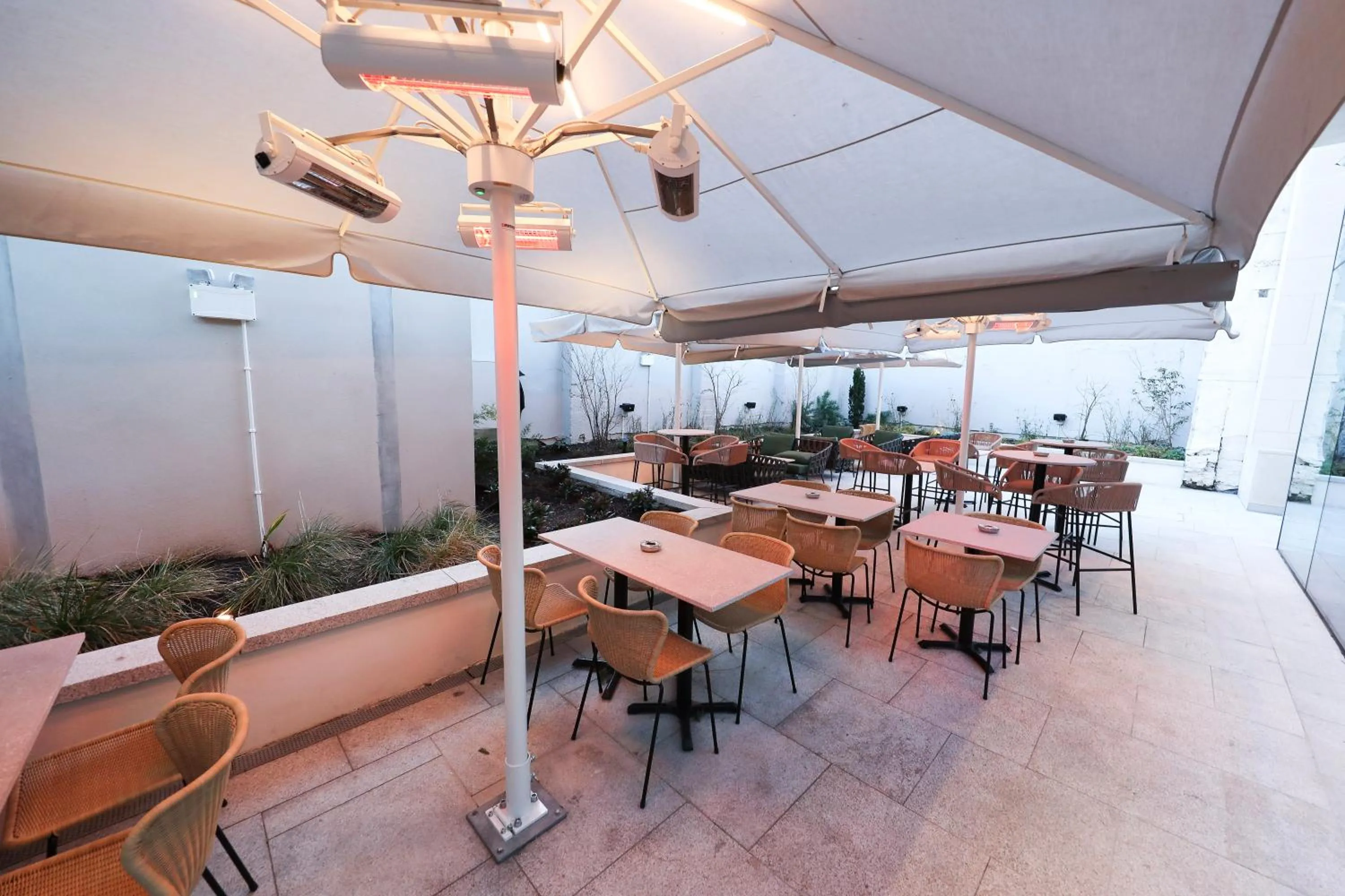 Balcony/Terrace in Marlin Hotel Stephens Green