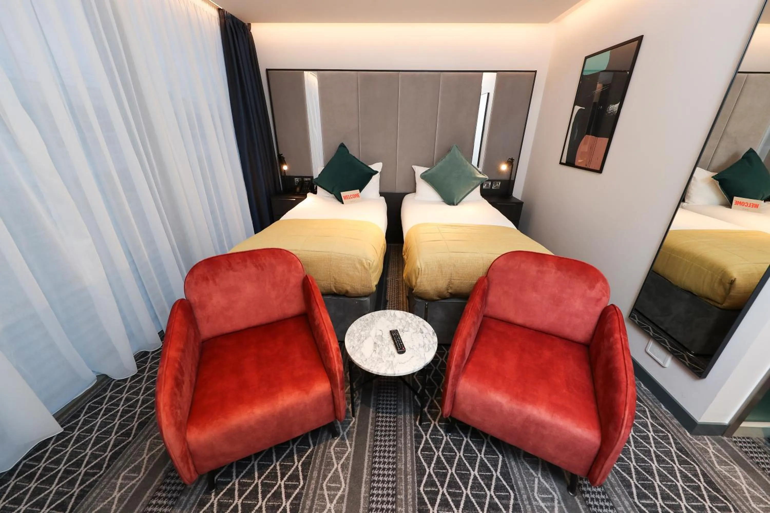 Bedroom, Bed in Marlin Hotel Stephens Green