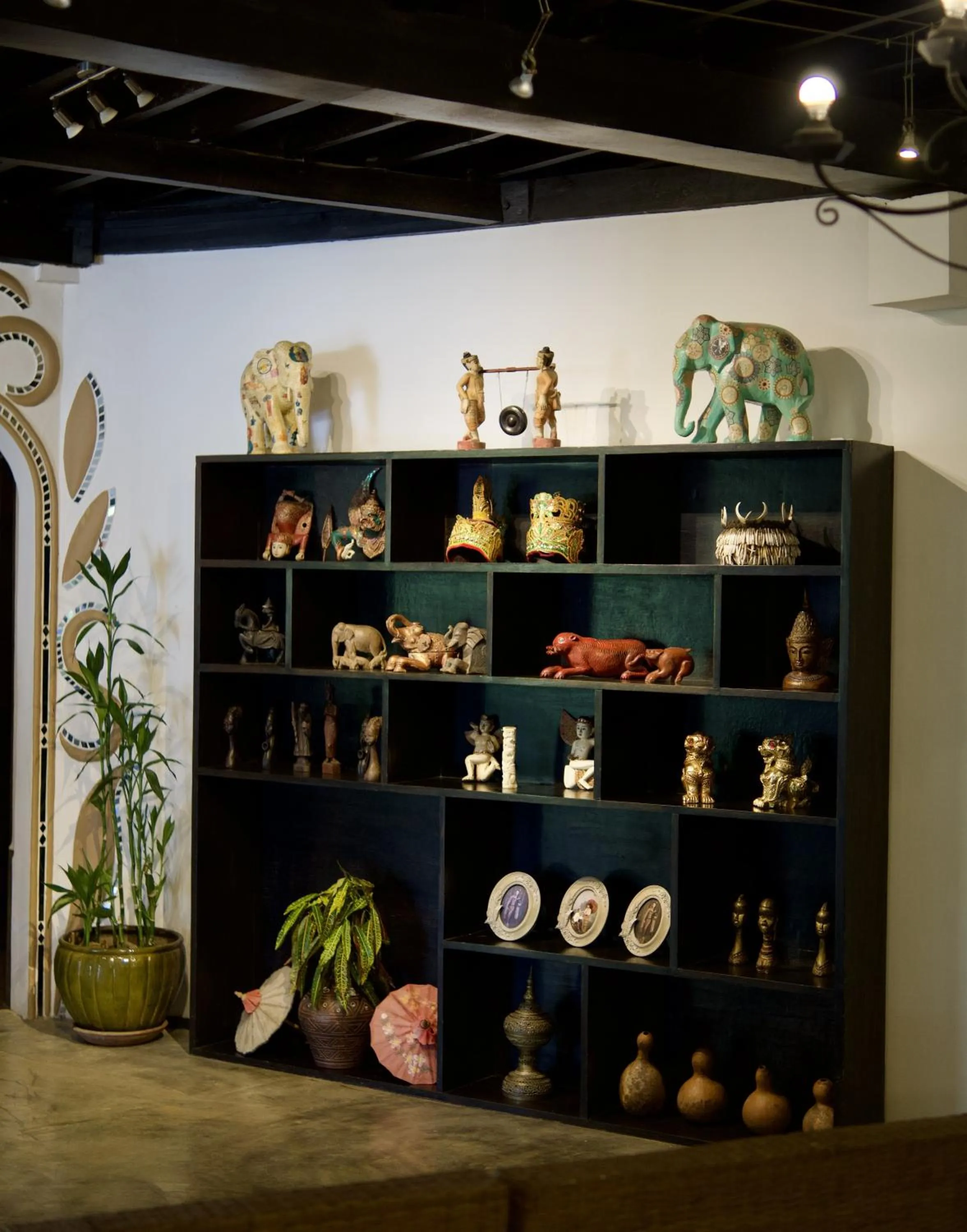 Decorative detail in ViewPoint Ecolodge