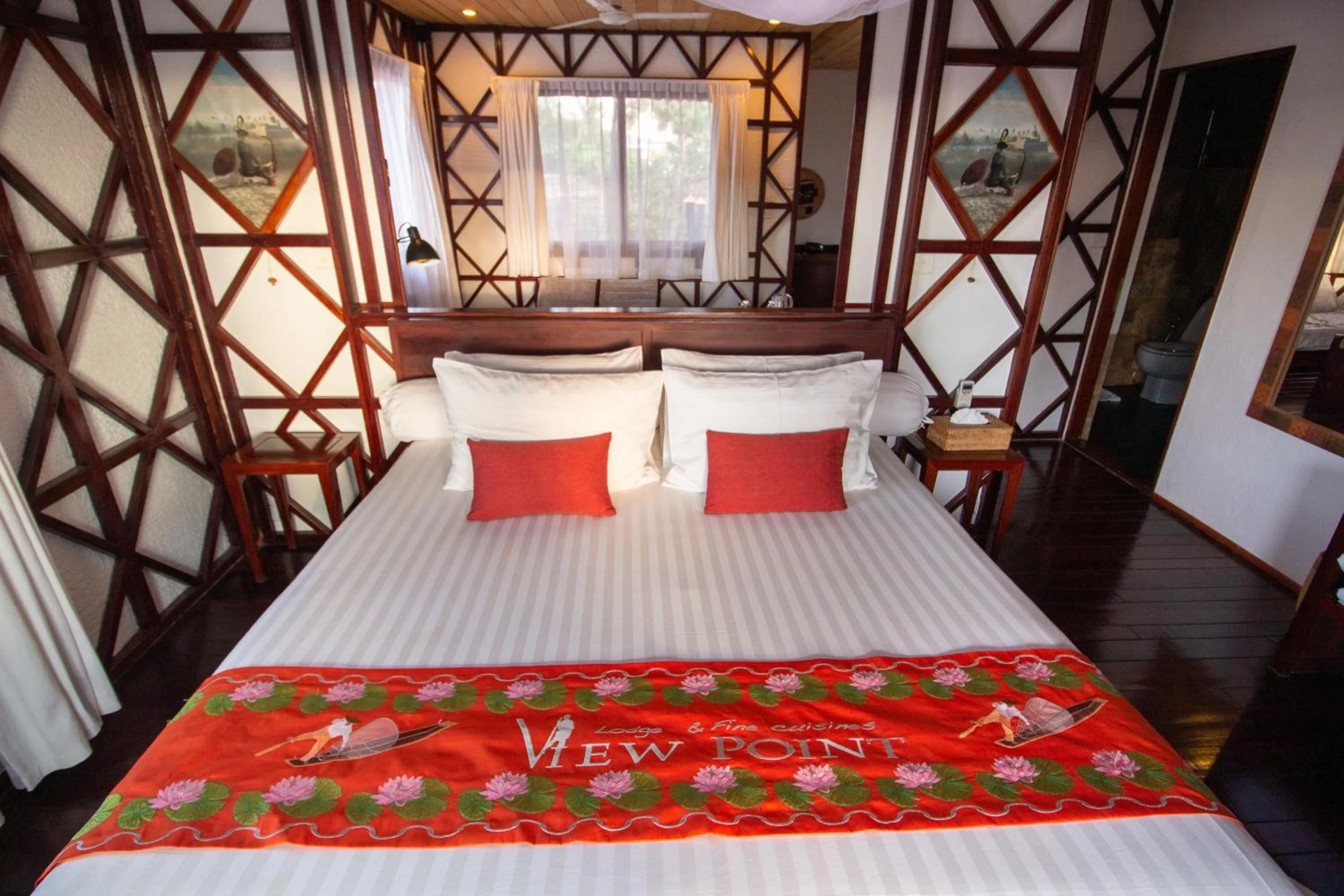 Bed in ViewPoint Ecolodge