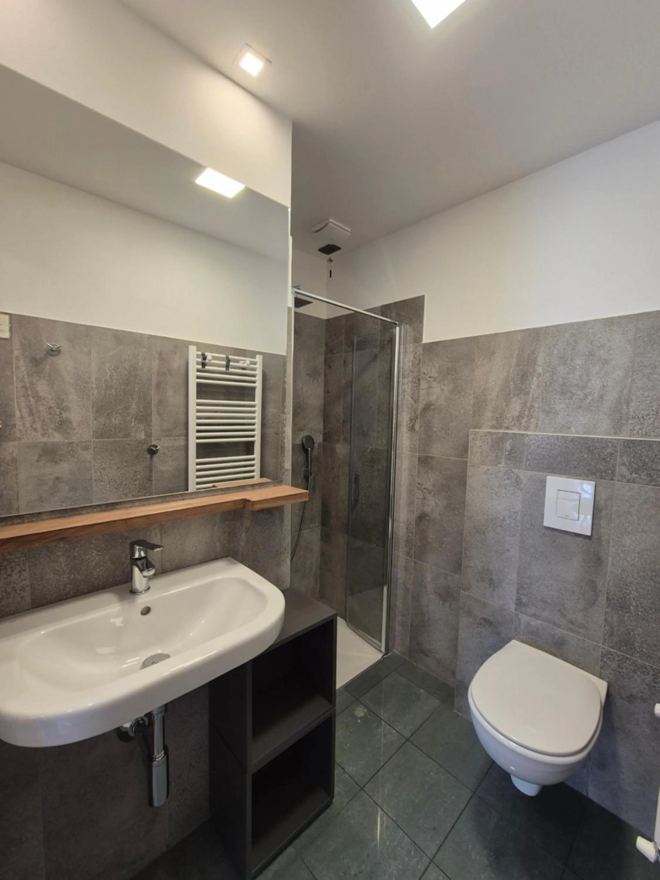 Shower in Residenza Laurum