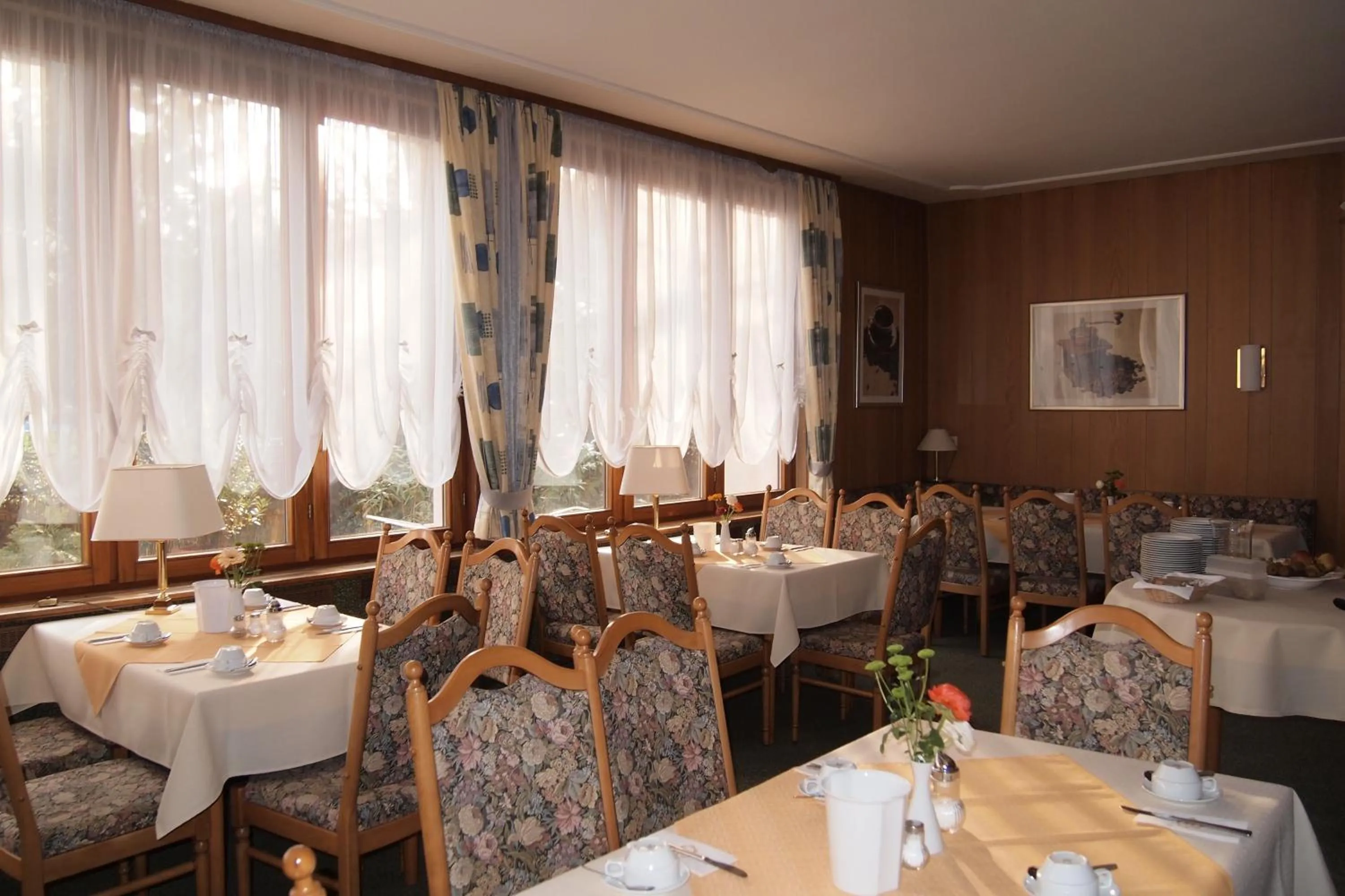 Restaurant/places to eat in Hotel am Bad