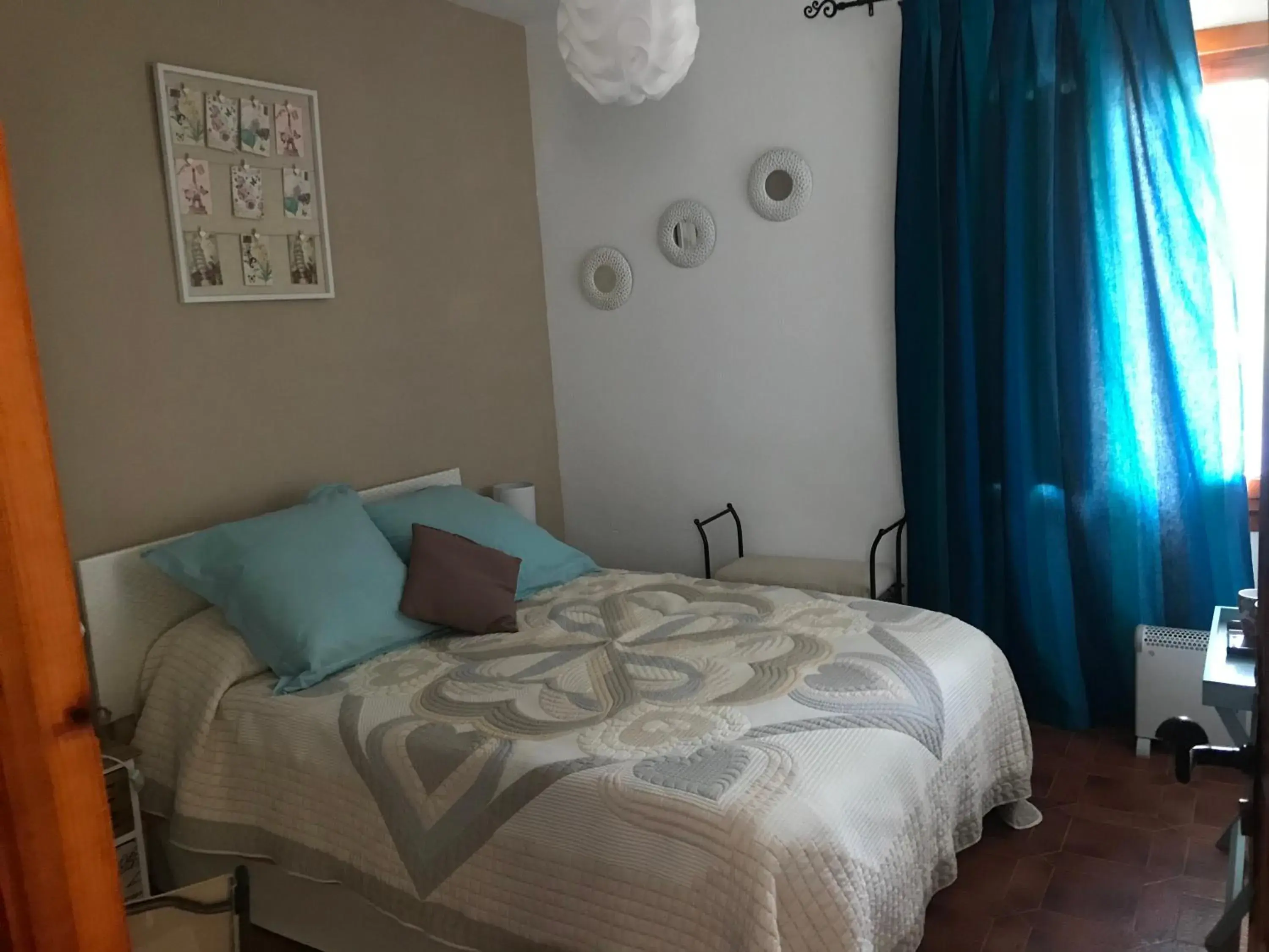 Double Room with Pool View in Casa Rural Paloma Double Room with Pool View in Casa Rural Paloma