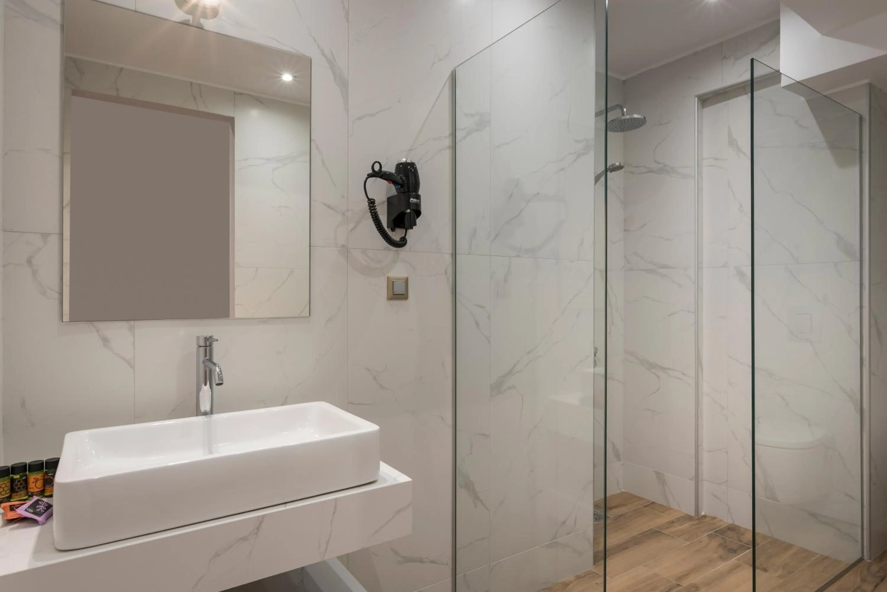 Bathroom in Aequor Luxury Rooms & Apartments