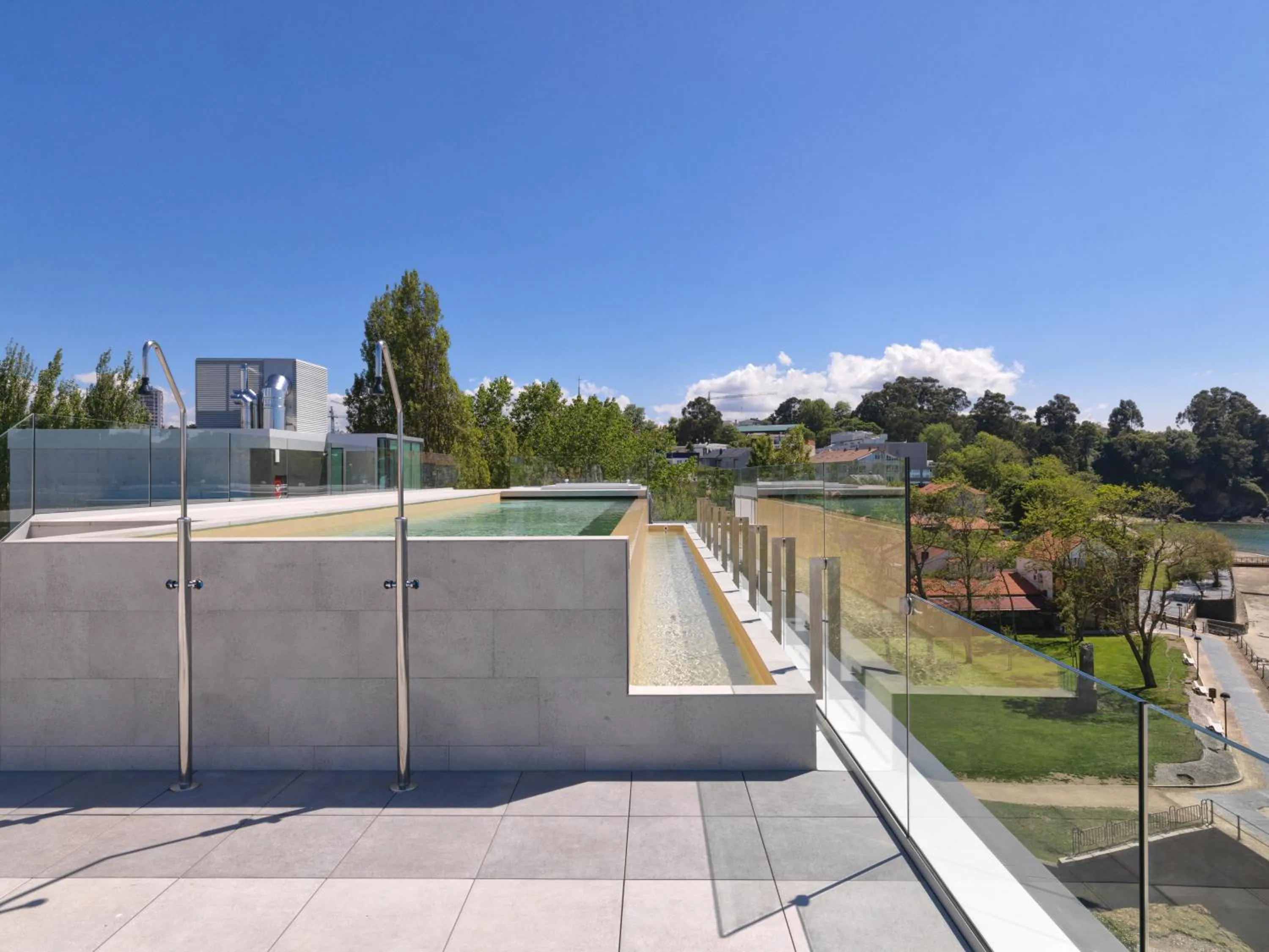 Swimming pool in Noa Boutique Hotel