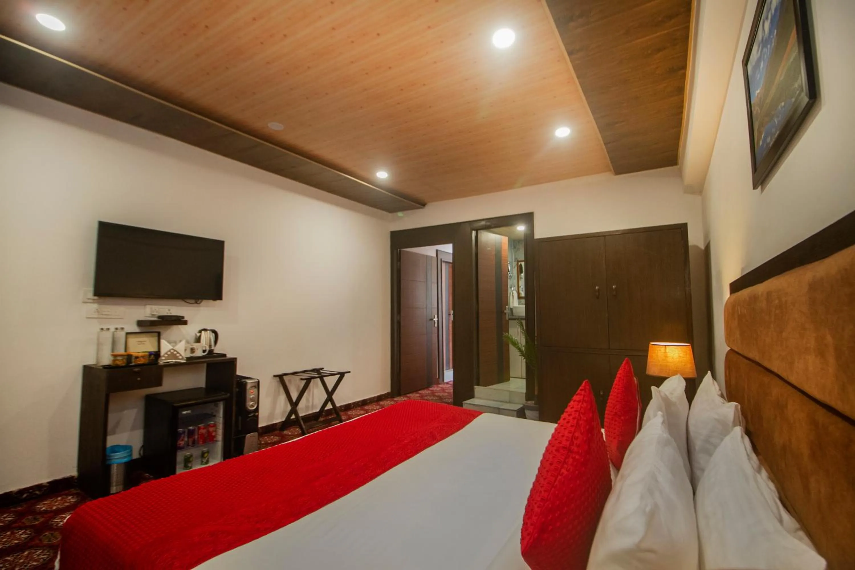 Bed in Amritara The Avadh