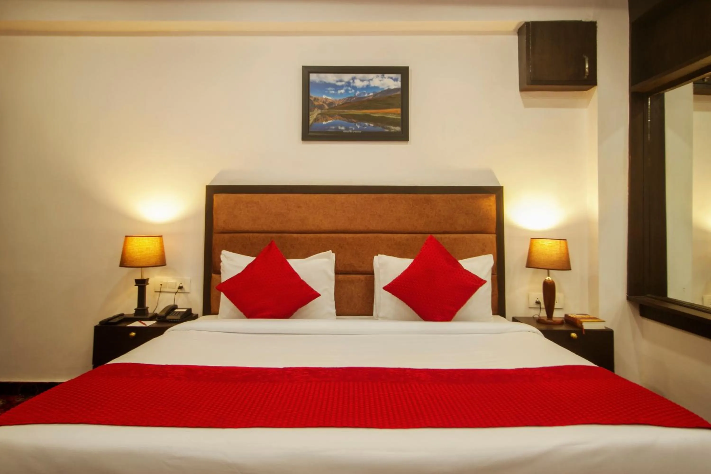 Bed in Amritara The Avadh
