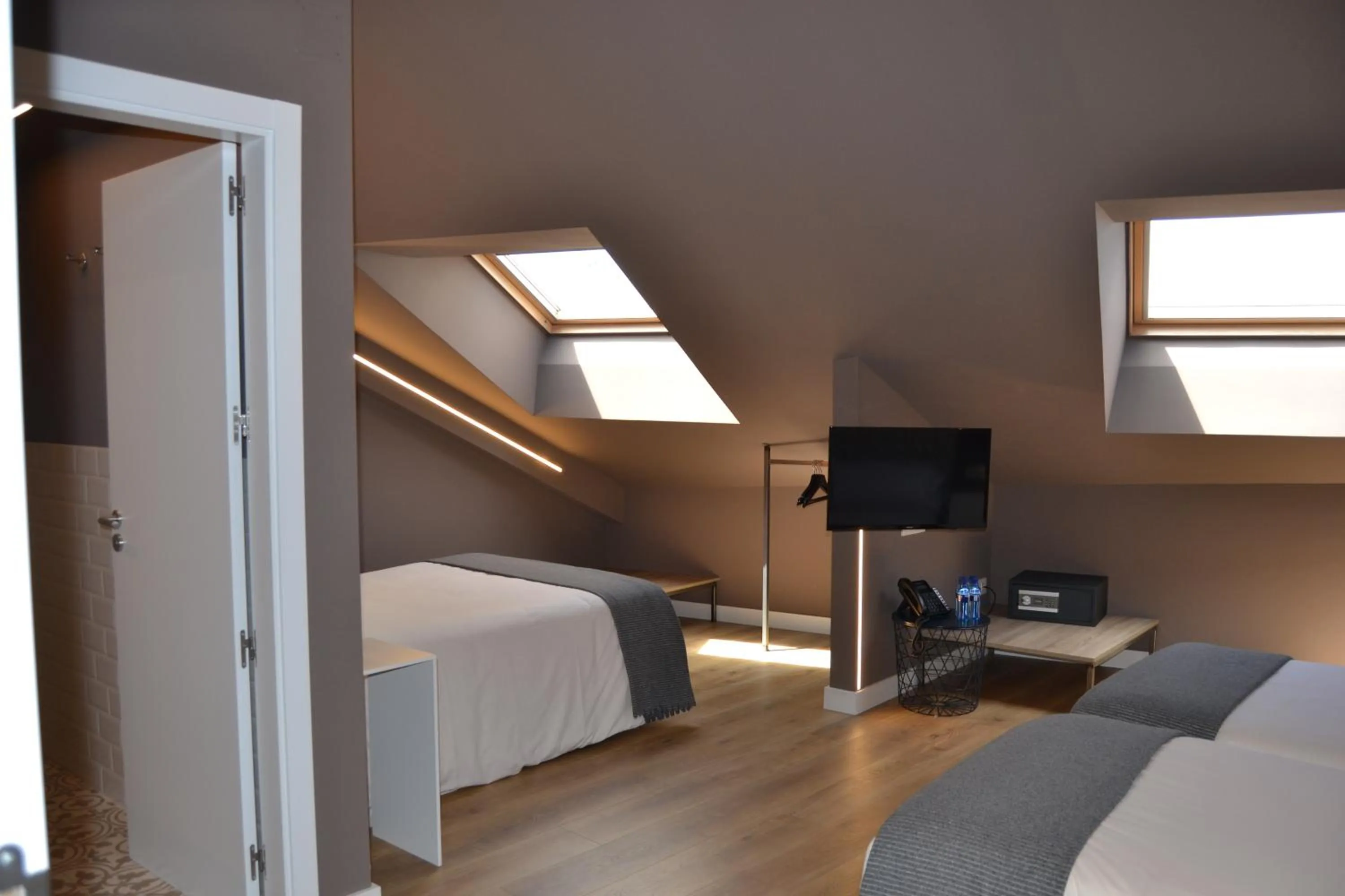 Photo of the whole room, Bed in Rener Hotel Los Campones