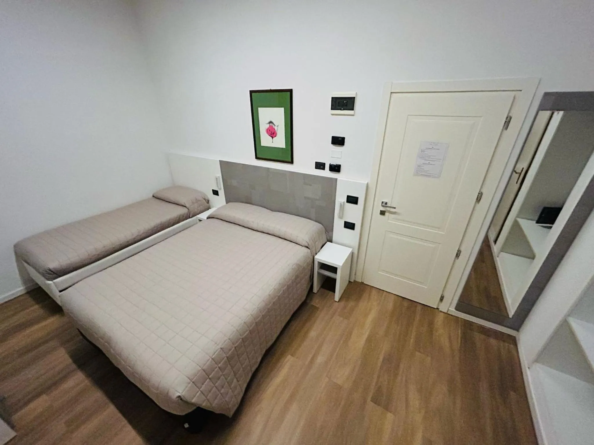 Bedroom, Bed in Hotel Milano