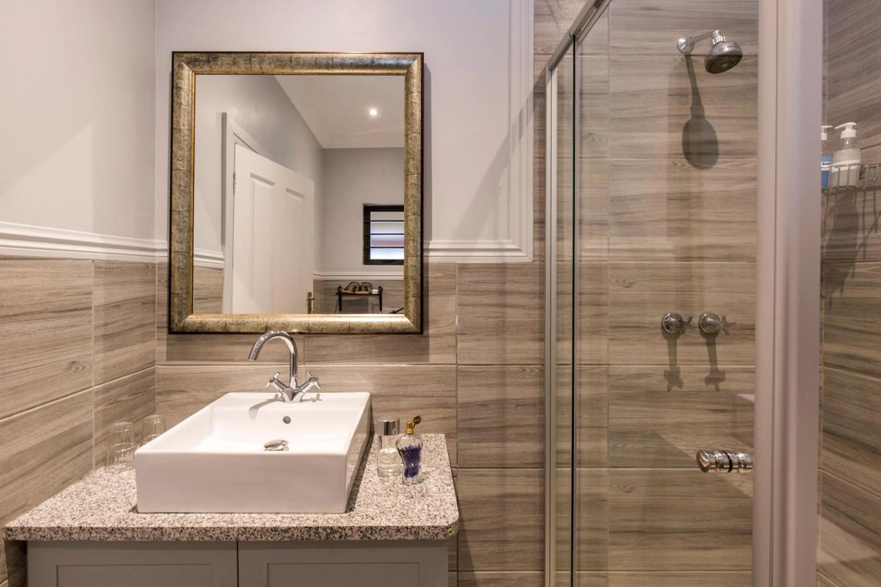 Shower in Cavern Resort & Spa