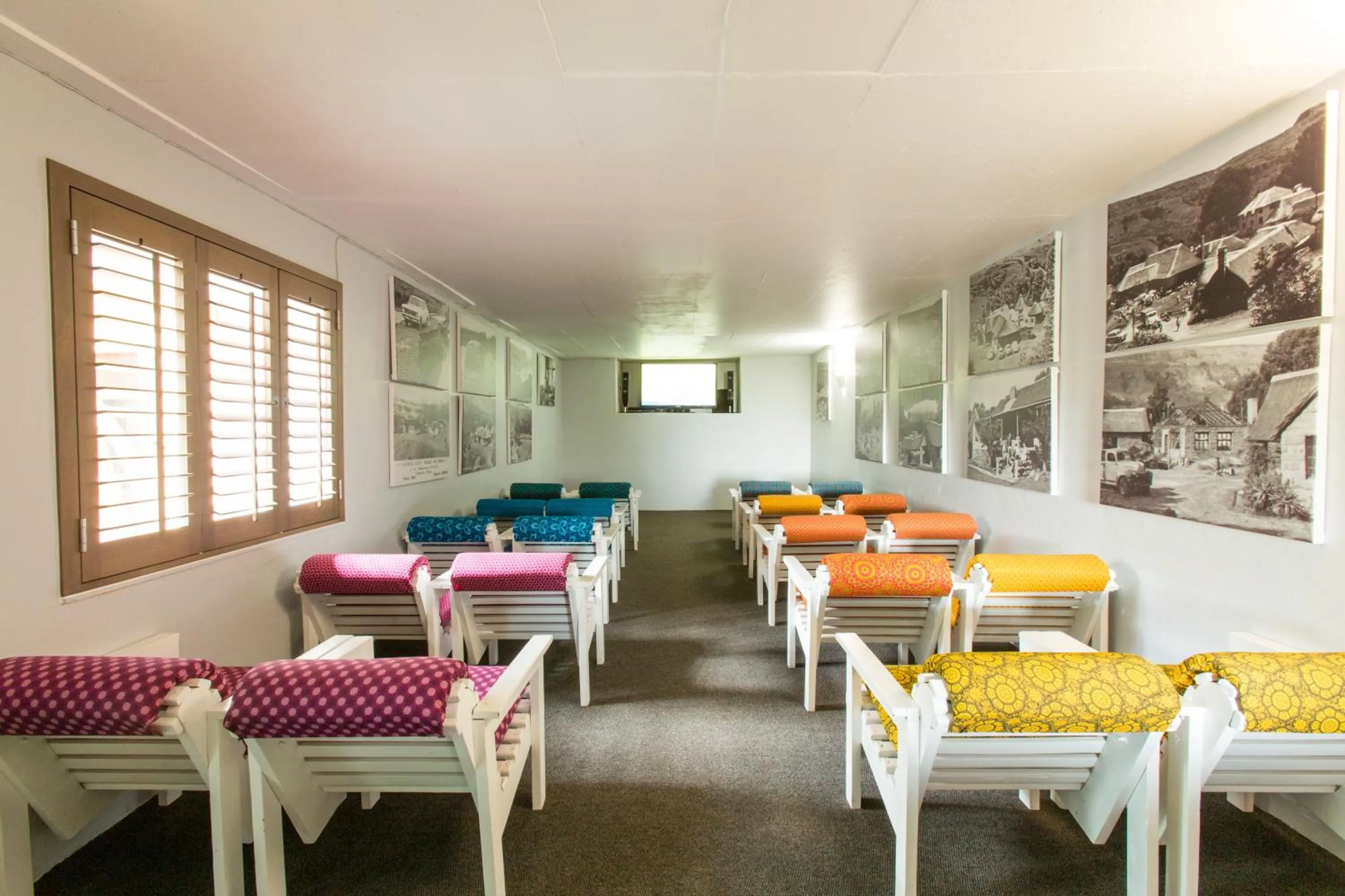 Communal lounge/ TV room in Cavern Resort & Spa