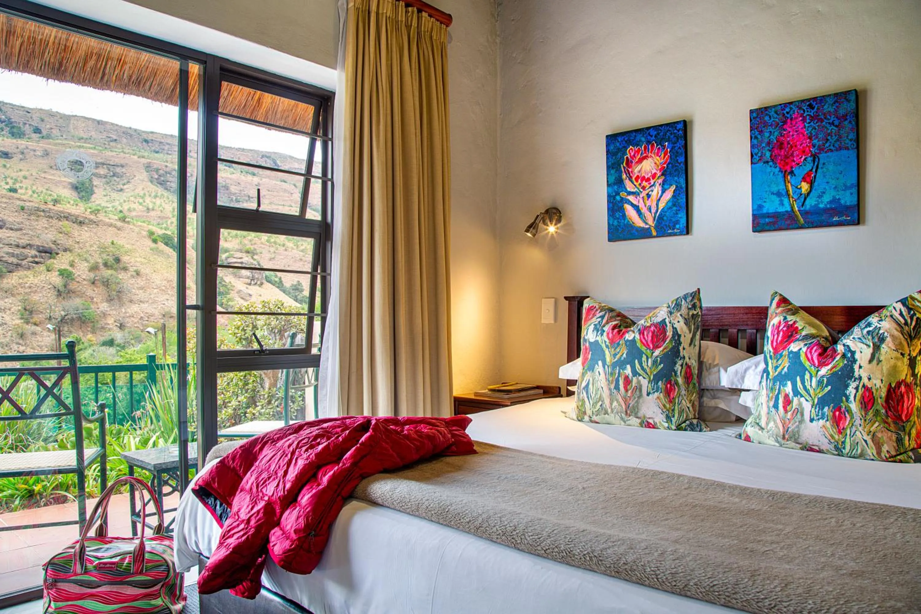 Bedroom, Bed in Cavern Resort & Spa