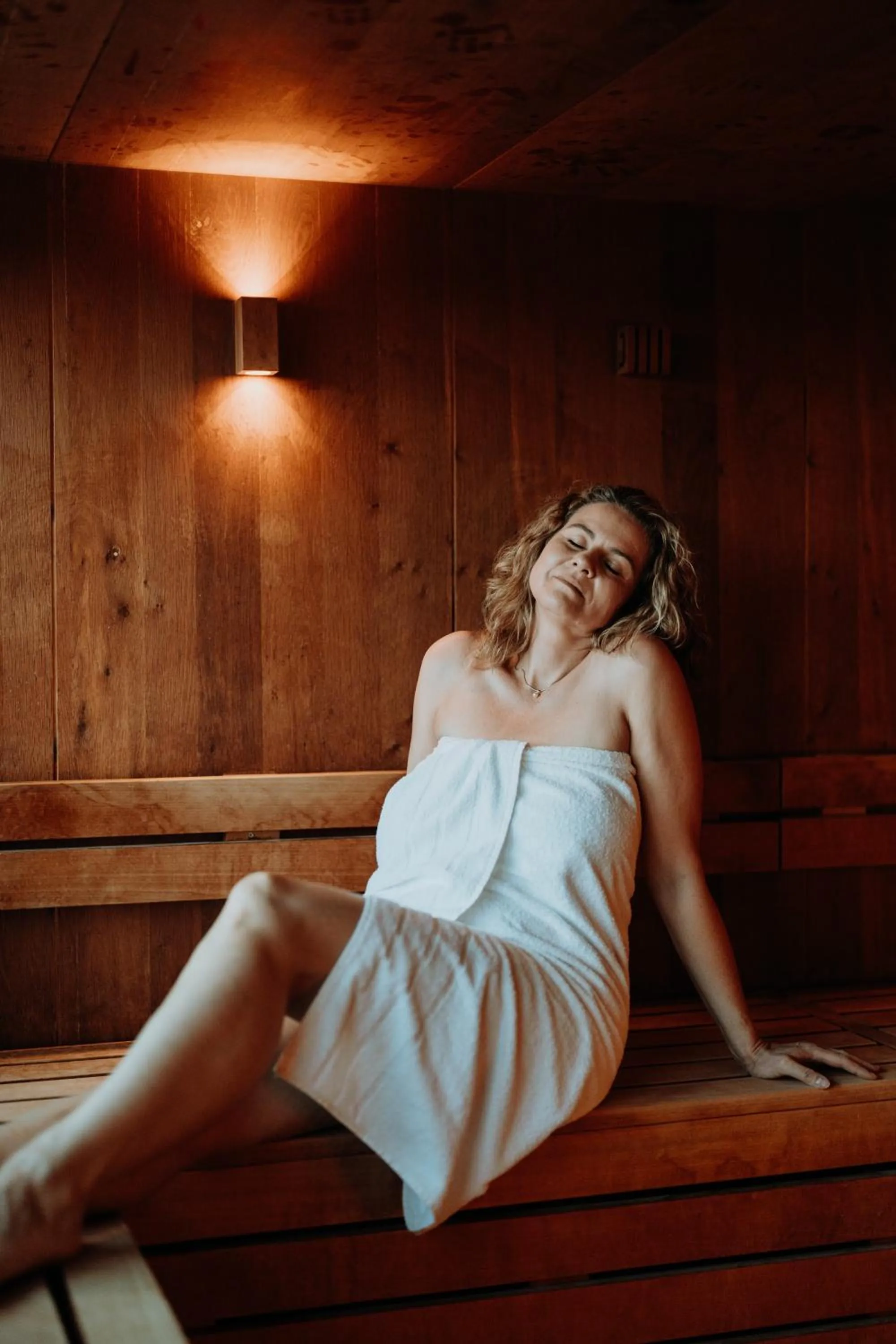 Swimming pool in Sonnenhotel Weingut Römmert Spa und Wellness