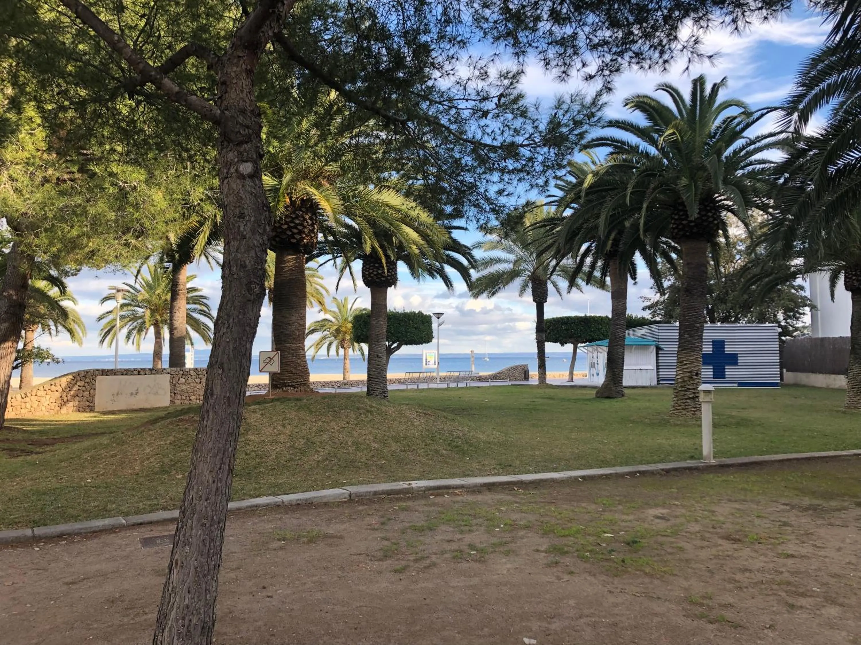 Neighbourhood in INNER Kompas Palmanova "Adults Only"