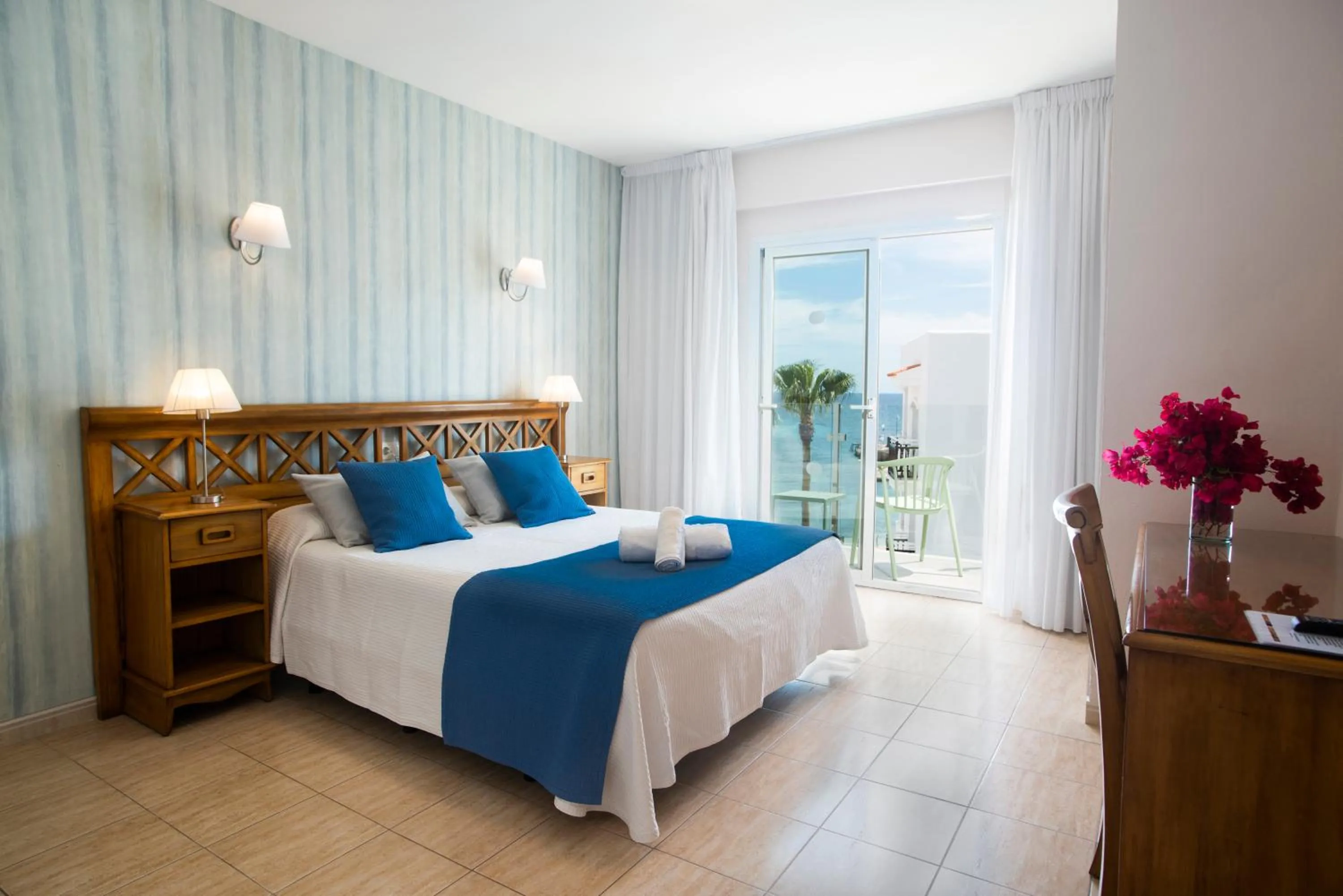 Photo of the whole room, Bed in Hostal Mar y Huerta