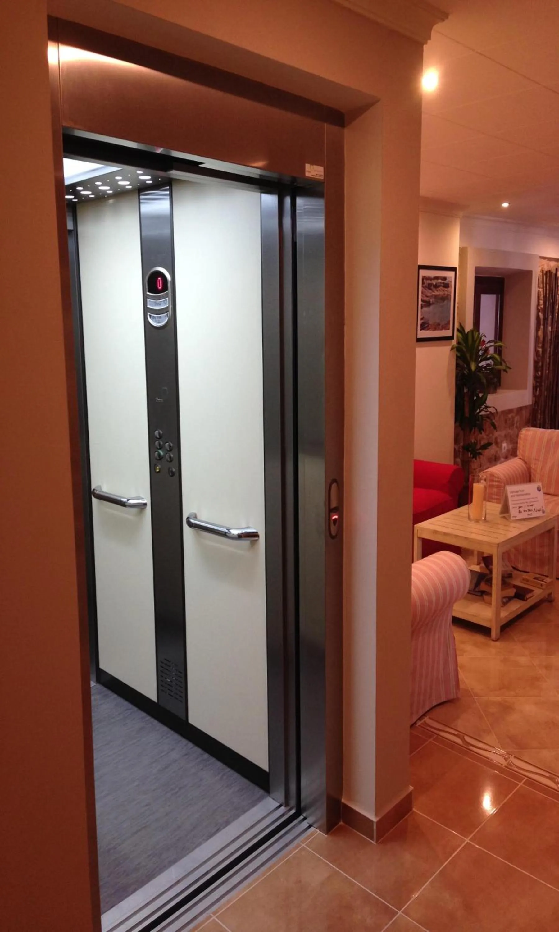 Decorative detail in Hostal Mar y Huerta