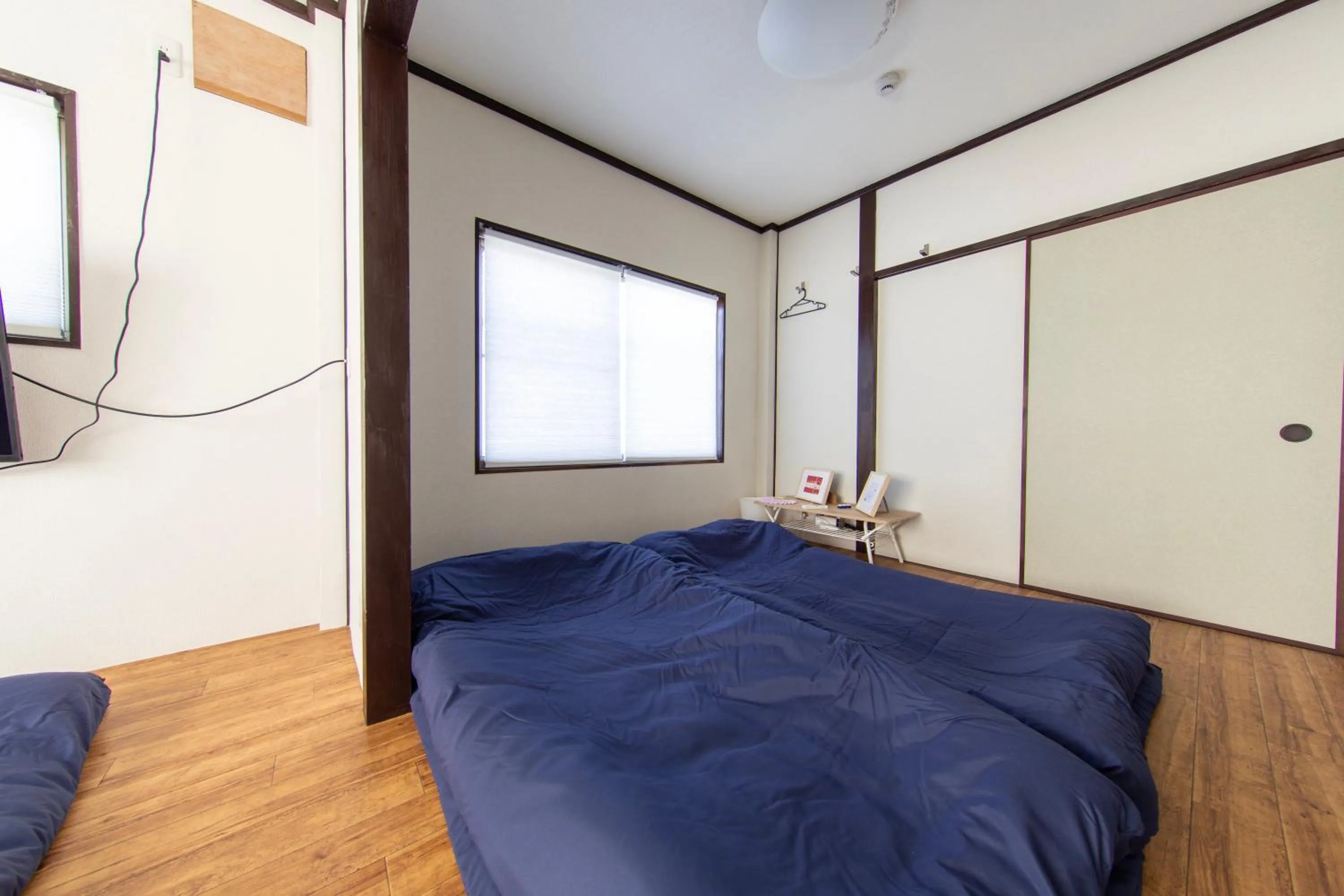 Bed in Guest House GORILLA!