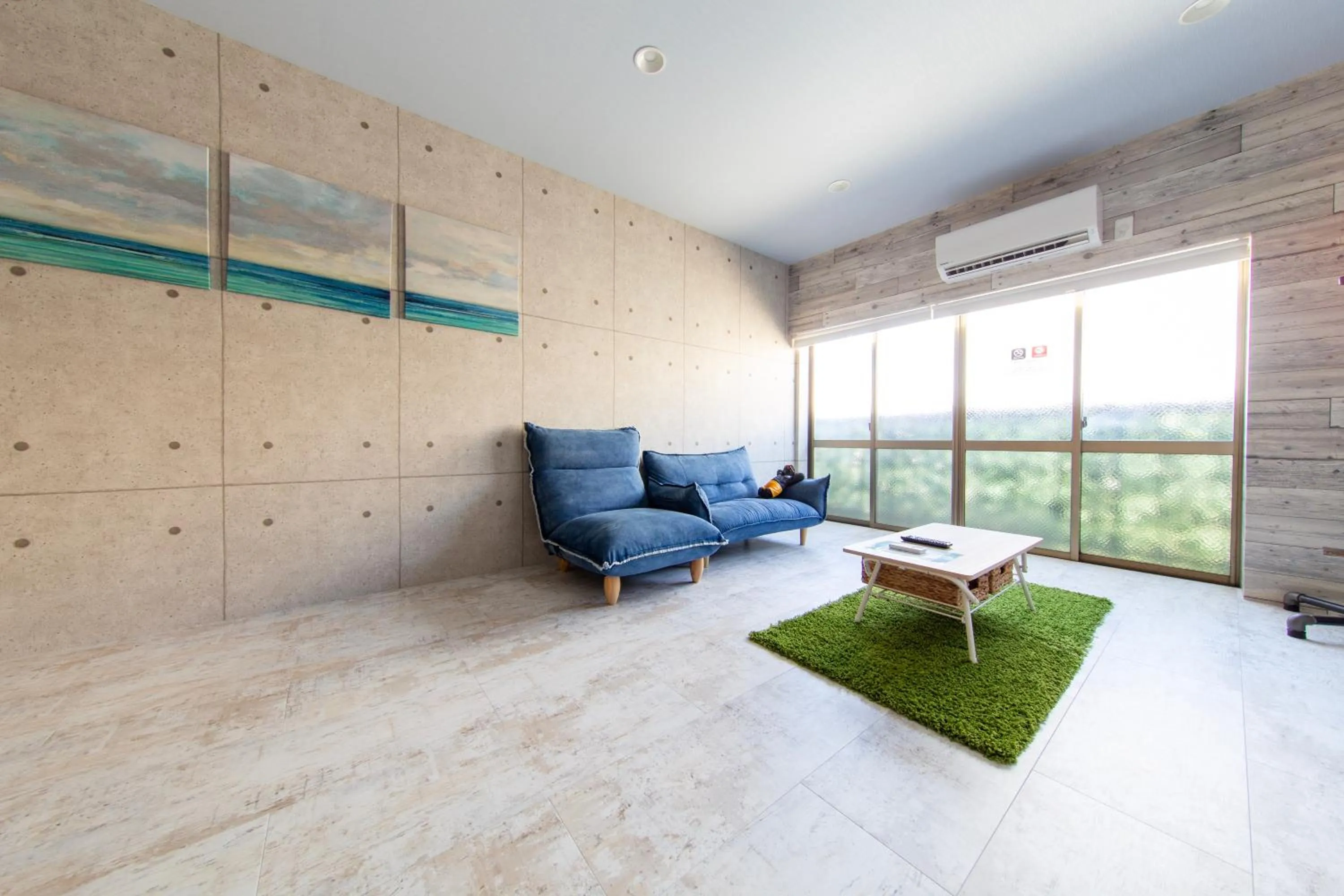 Guest House GORILLA!